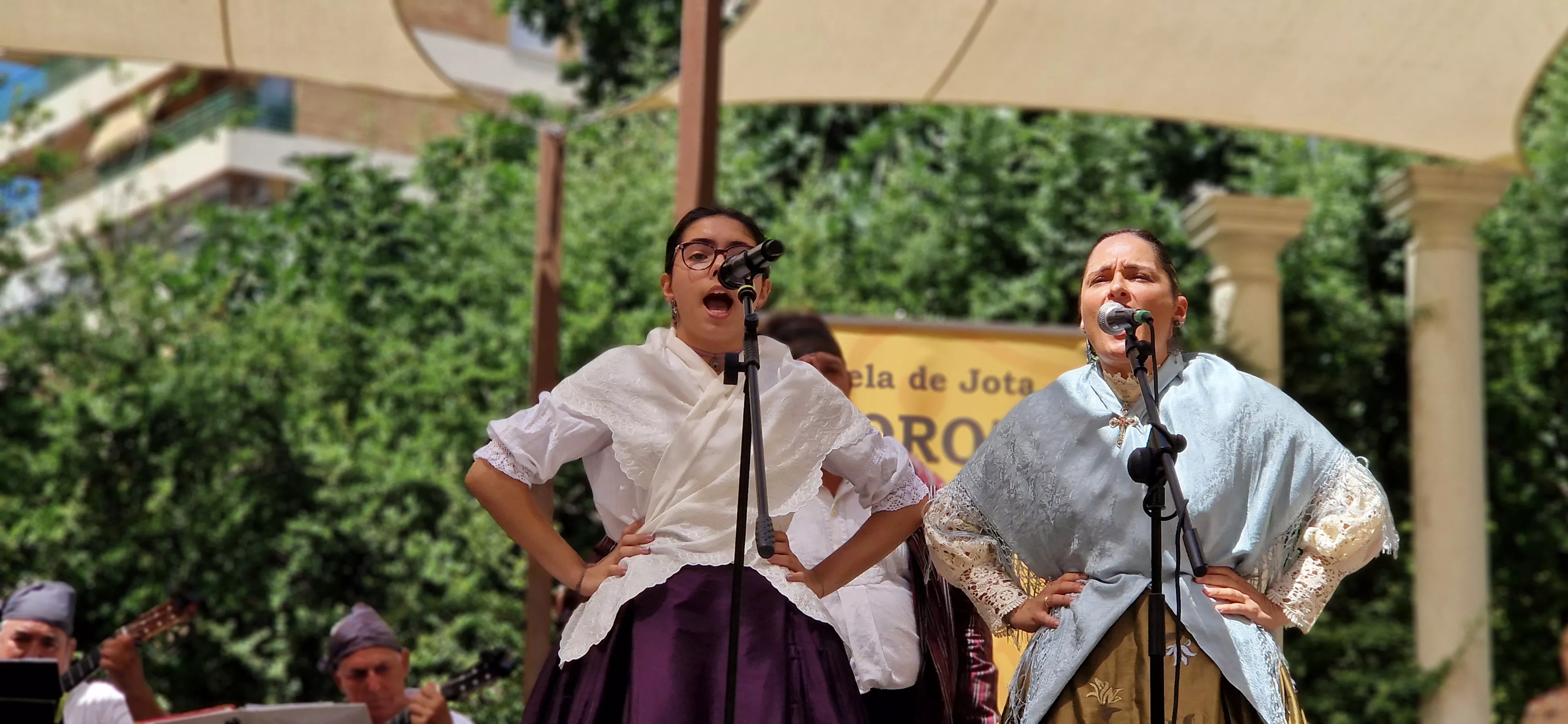 Gala fin de curso de la Escuela de Folclore Alborozo. Foto Myriam Martínez