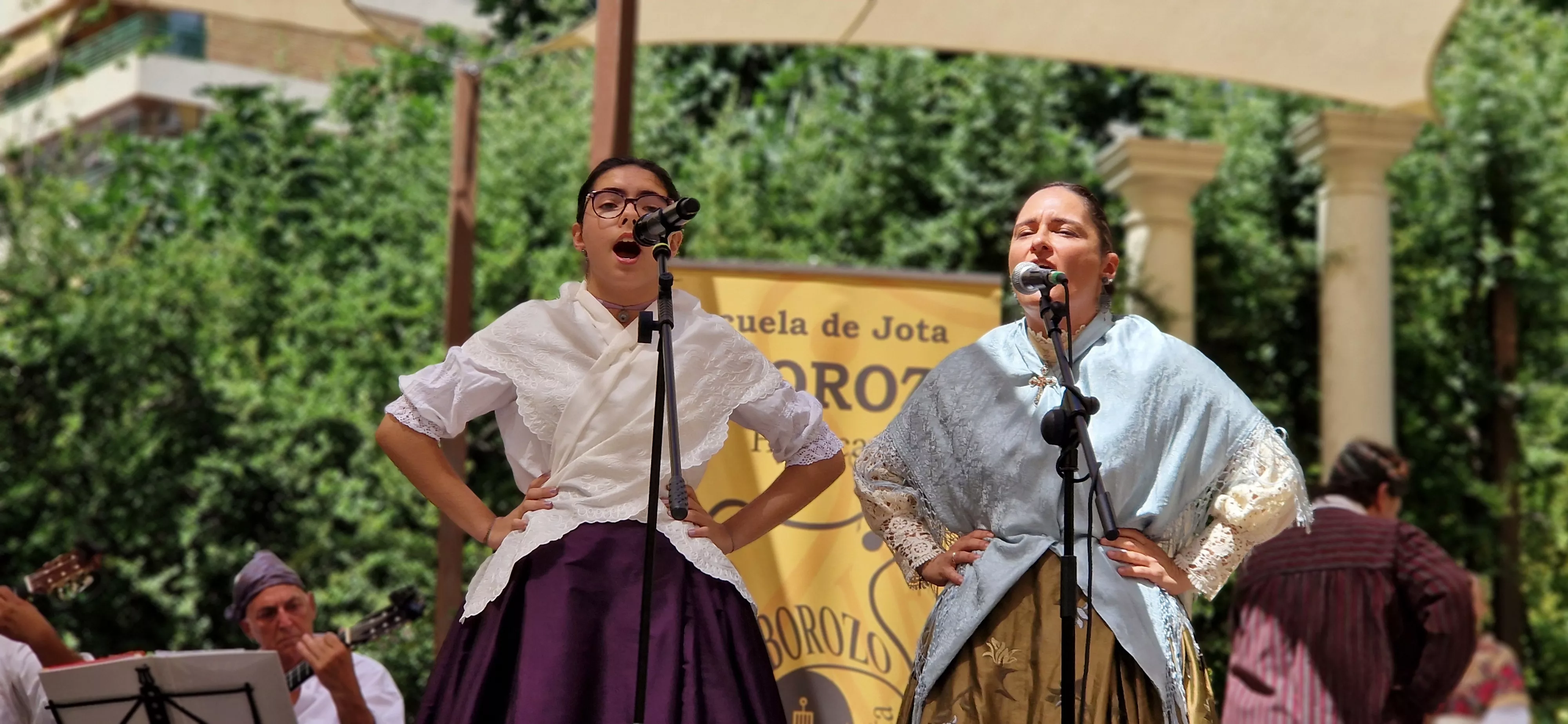 Gala fin de curso de la Escuela de Folclore Alborozo. Foto Myriam Martínez