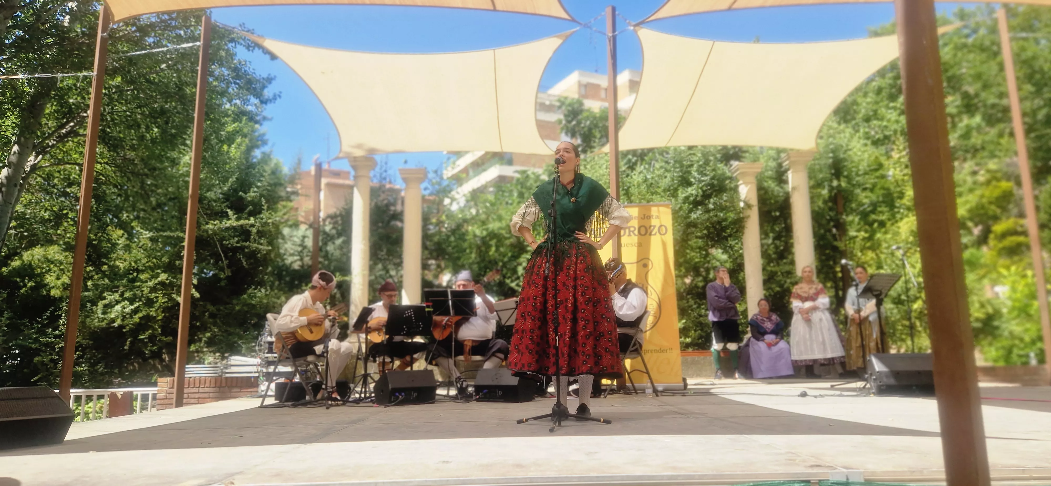 Gala fin de curso de la Escuela de Folclore Alborozo. Foto Myriam Martínez