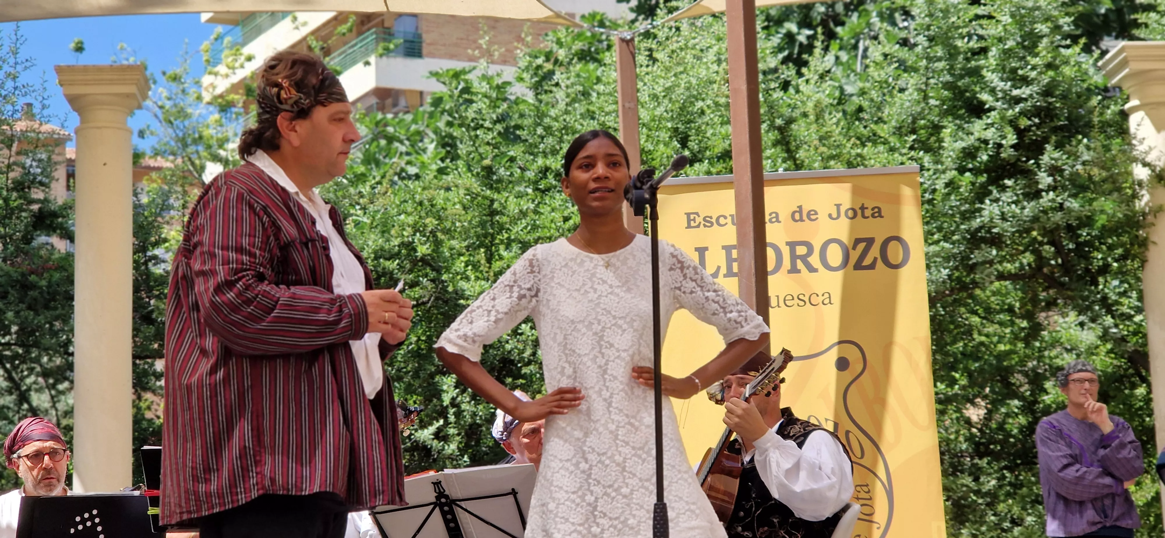 Gala fin de curso de la Escuela de Folclore Alborozo. Foto Myriam Martínez