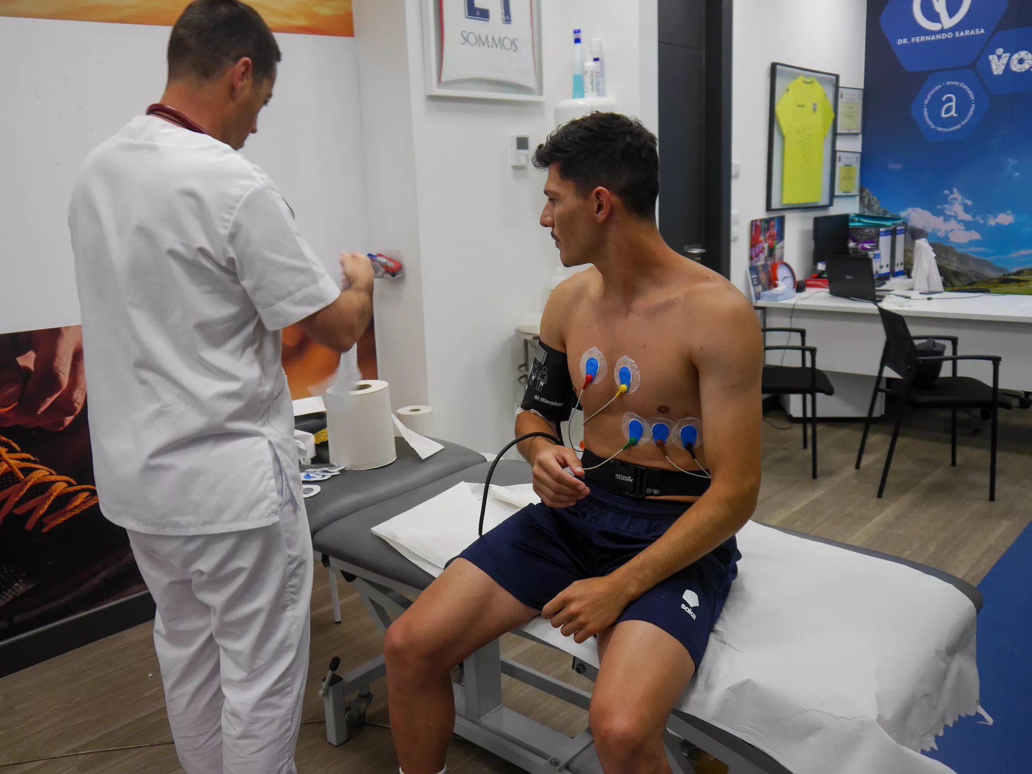 Reconocimiento médico de los jugadores del Huesca. Fotos SD Huesca