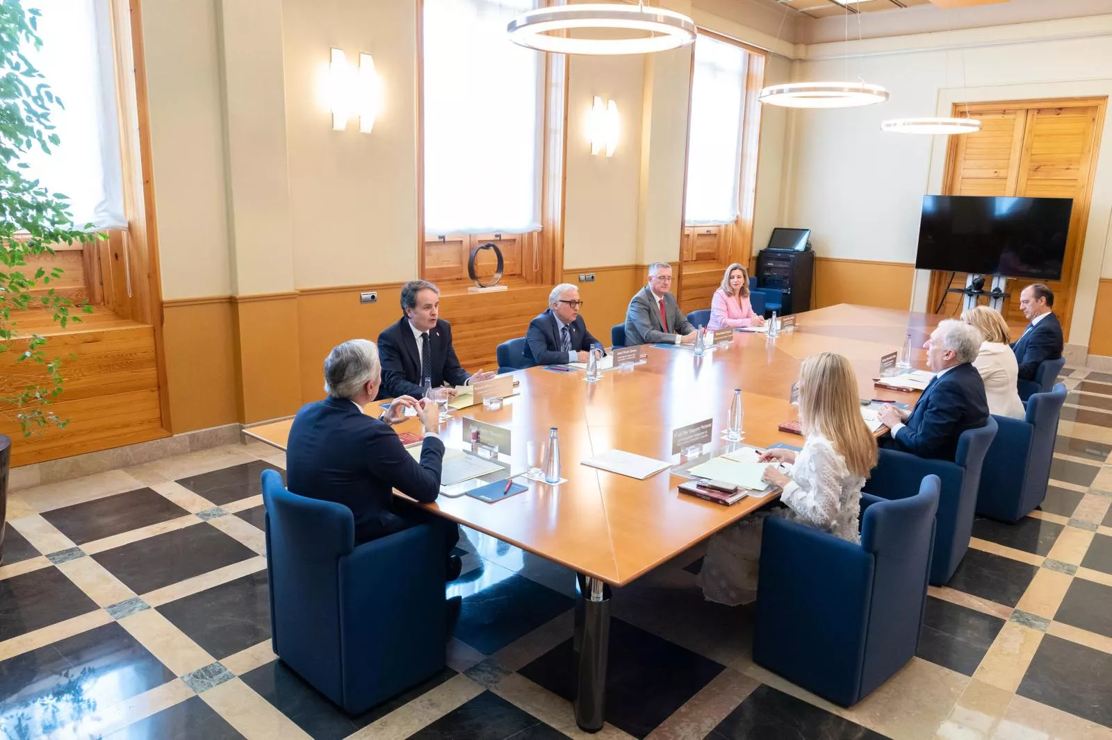 El Consejo de Gobierno ha aprobado la contratación de 115 auxiliares de educación especial para centros de Huesca.