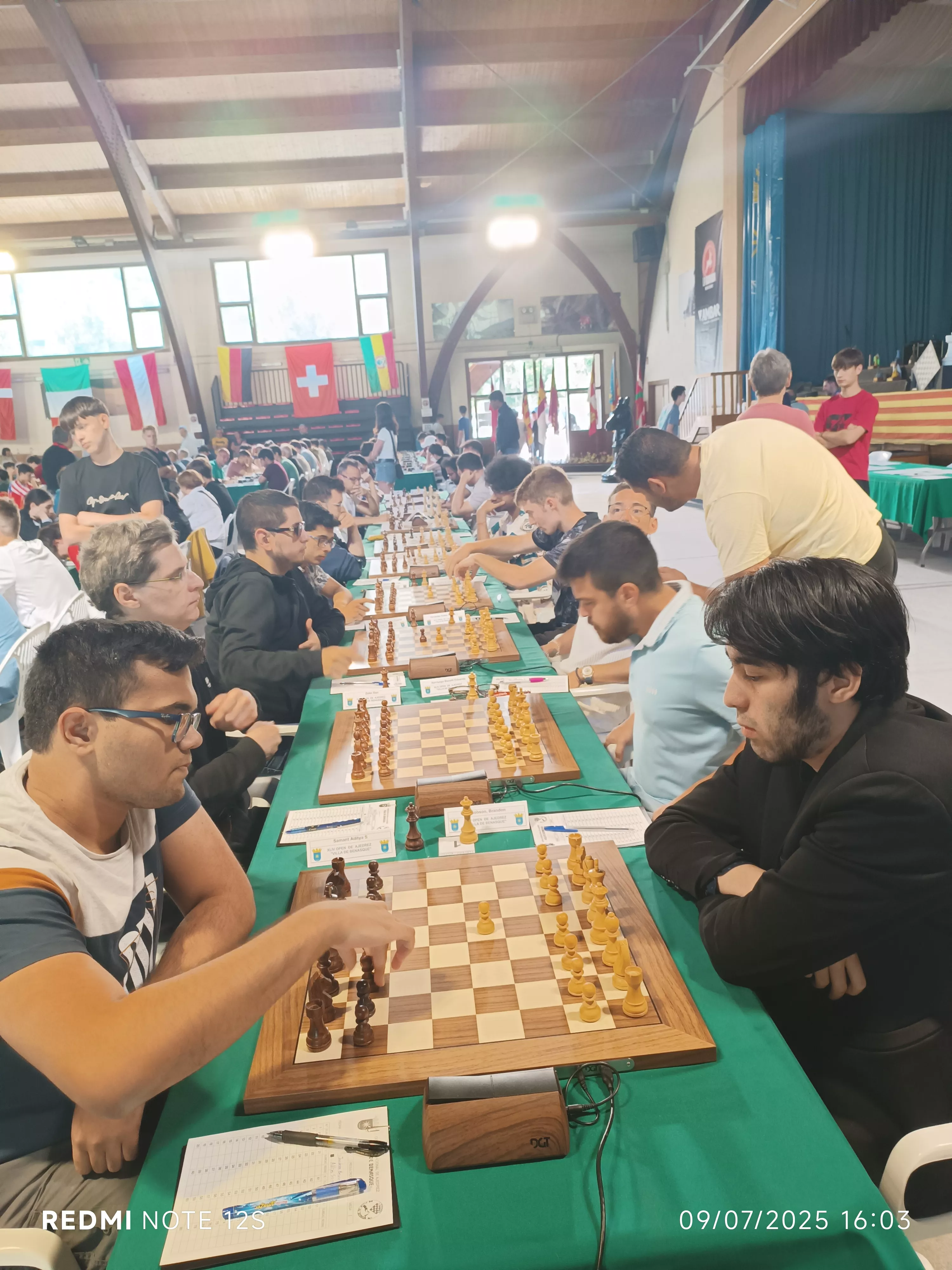 Nueve jugadores comparten liderato.