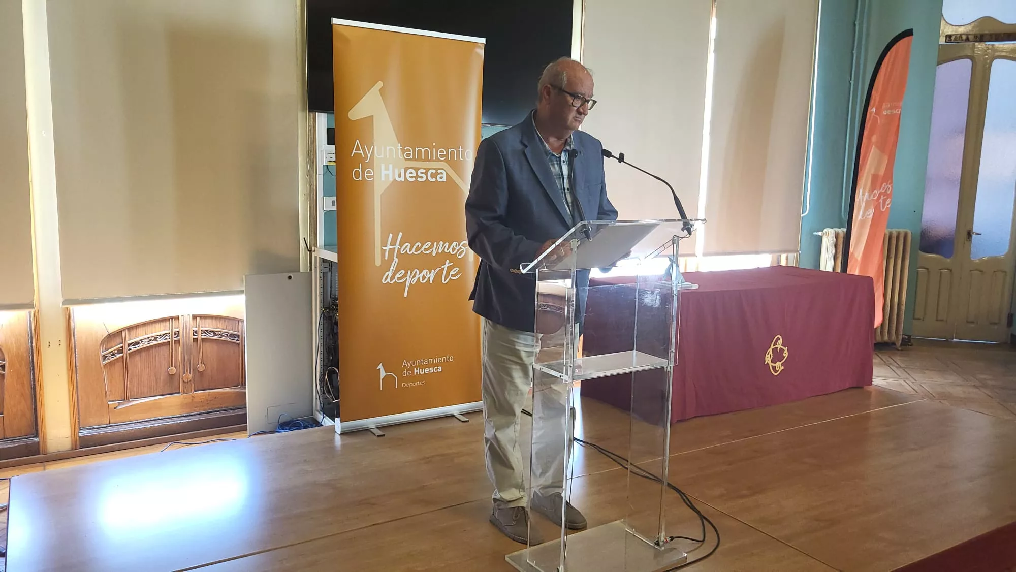 Homenaje a los presidentes y personal del Patronato Municipal de Deportes de Huesca