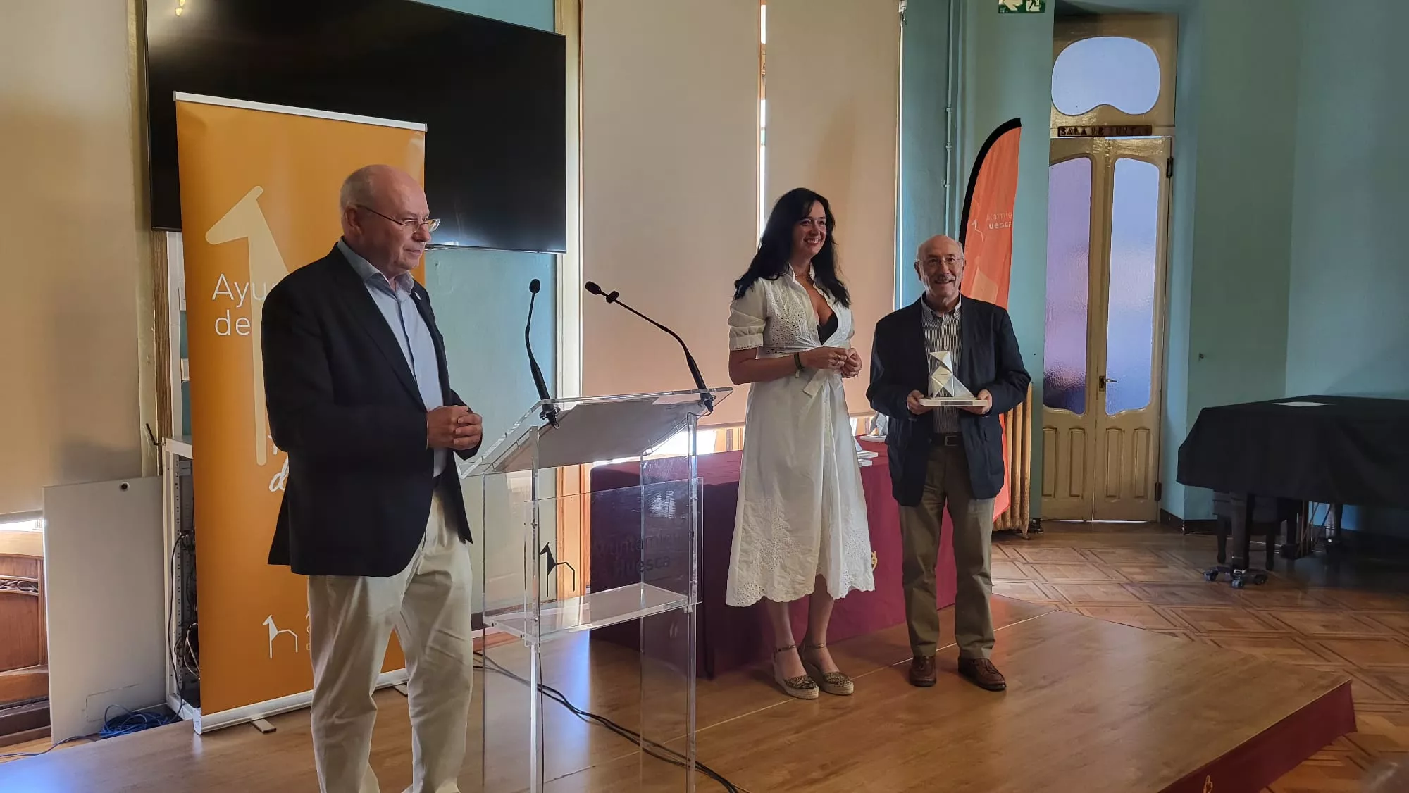 Homenaje a los presidentes y personal del Patronato Municipal de Deportes de Huesca