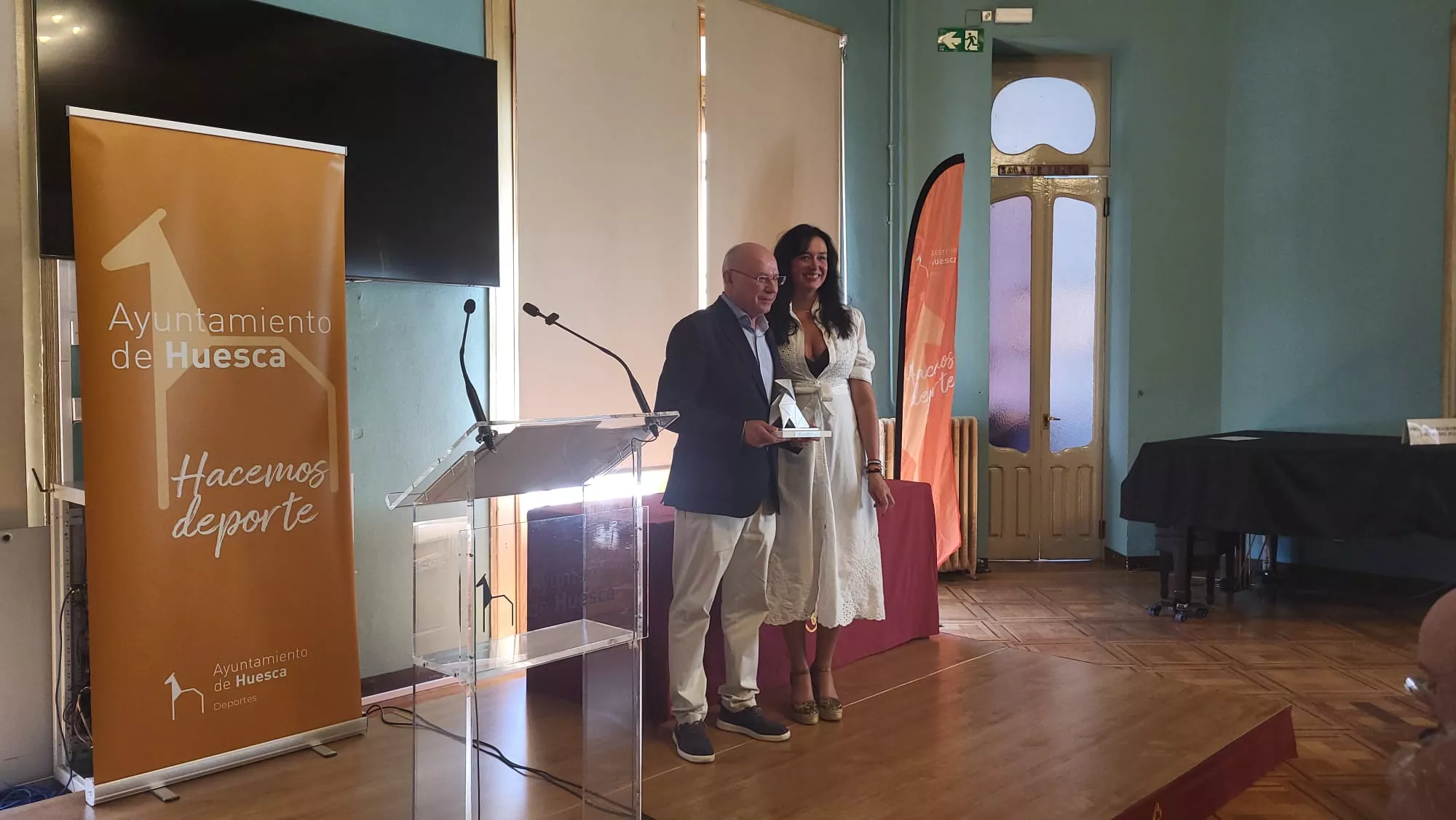 Homenaje a los presidentes y personal del Patronato Municipal de Deportes de Huesca