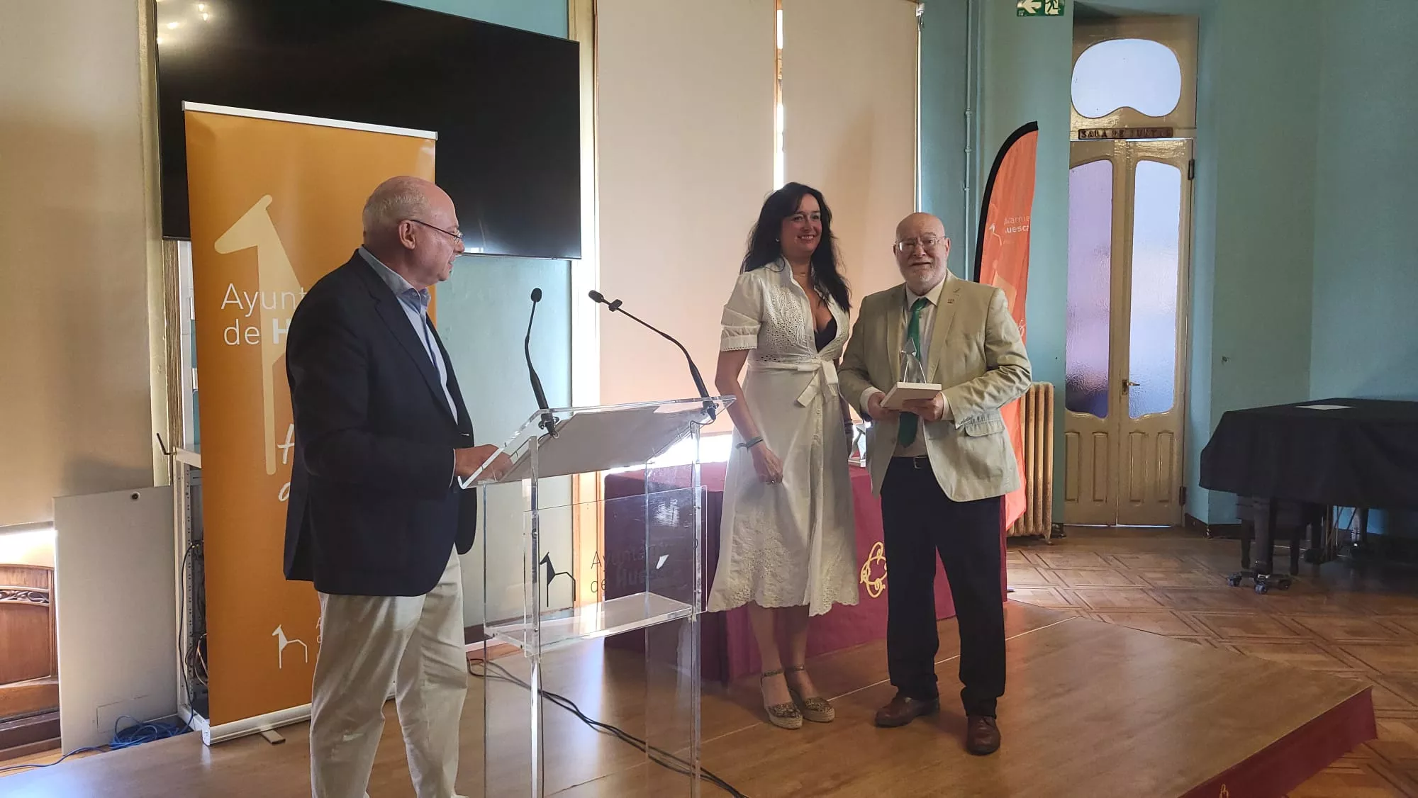 Homenaje a los presidentes y personal del Patronato Municipal de Deportes de Huesca