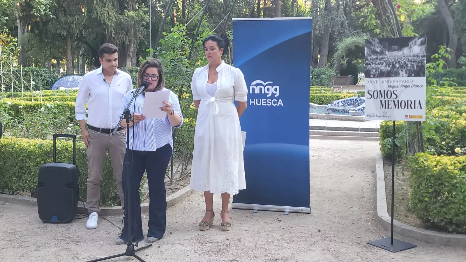 Homenaje a Miguel Ángel Blanco en la Rosaleda del Parque Miguel Servet de Huesca