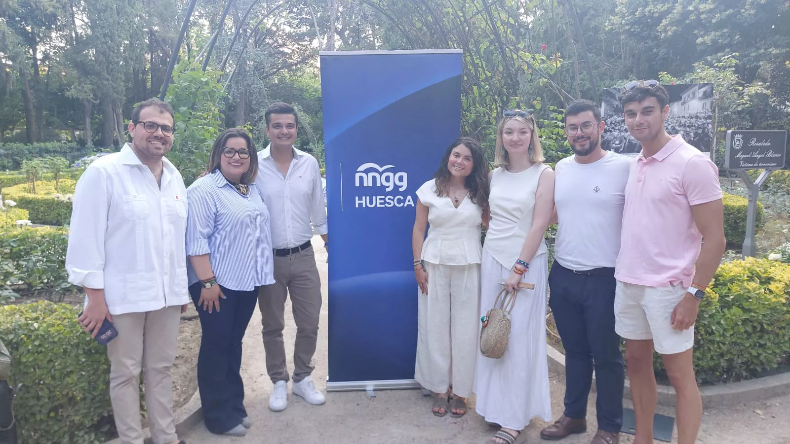 Homenaje a Miguel Ángel Blanco en la Rosaleda del Parque Miguel Servet de Huesca