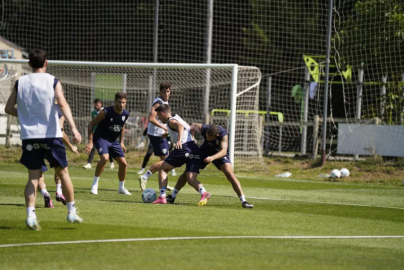 Primer entrenamiento de la SD Huesca en Benasque. Dani Vidal