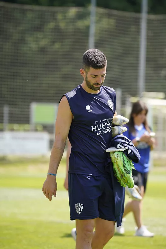 Primer entrenamiento de la SD Huesca en Benasque. Dani Vidal