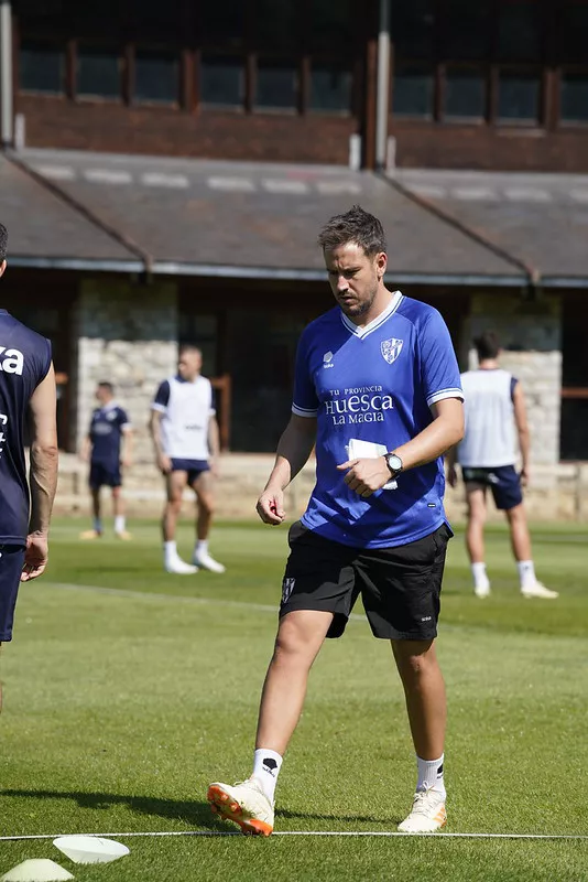 Primer entrenamiento de la SD Huesca en Benasque. Dani Vidal