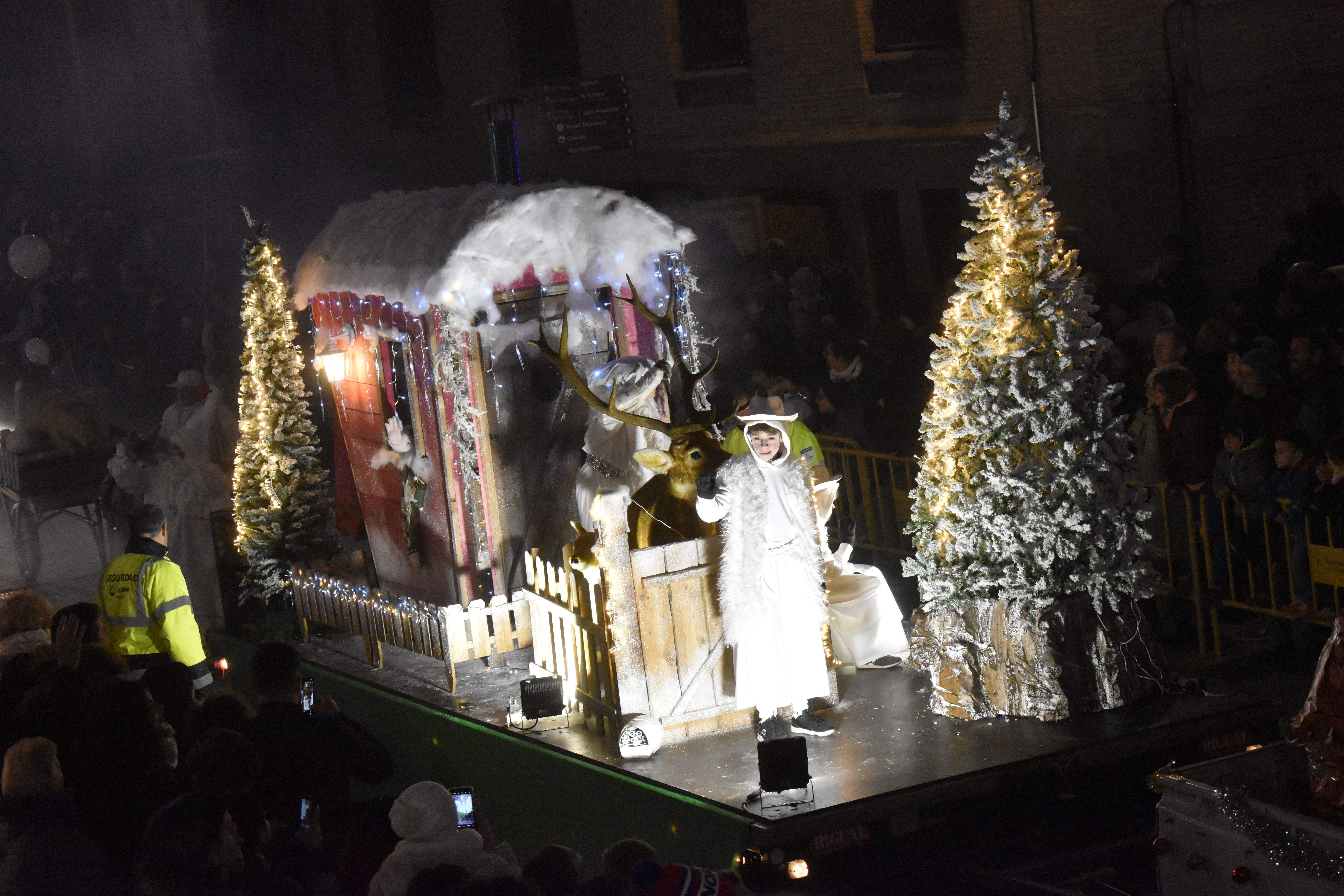 Cabalgata de los Reyes Magos de Oriente en Huesca. Foto Carlos Jalle