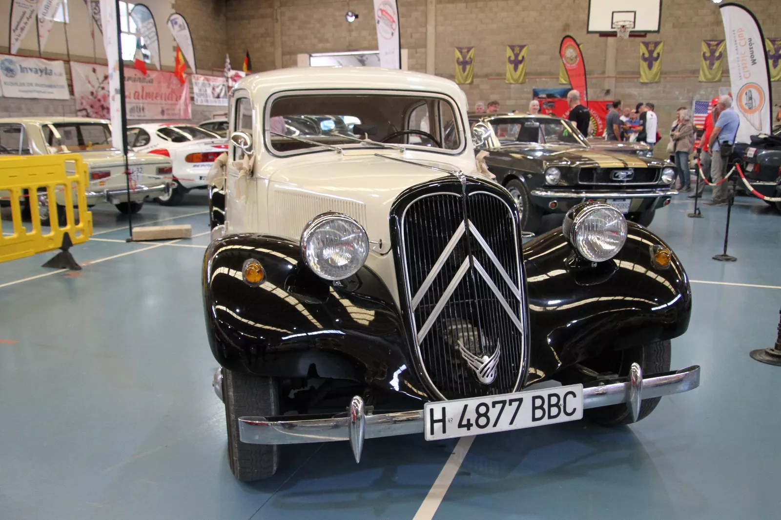 I Salón Auto Moto Classic de Ayerbe. Foto Carlos Neofato