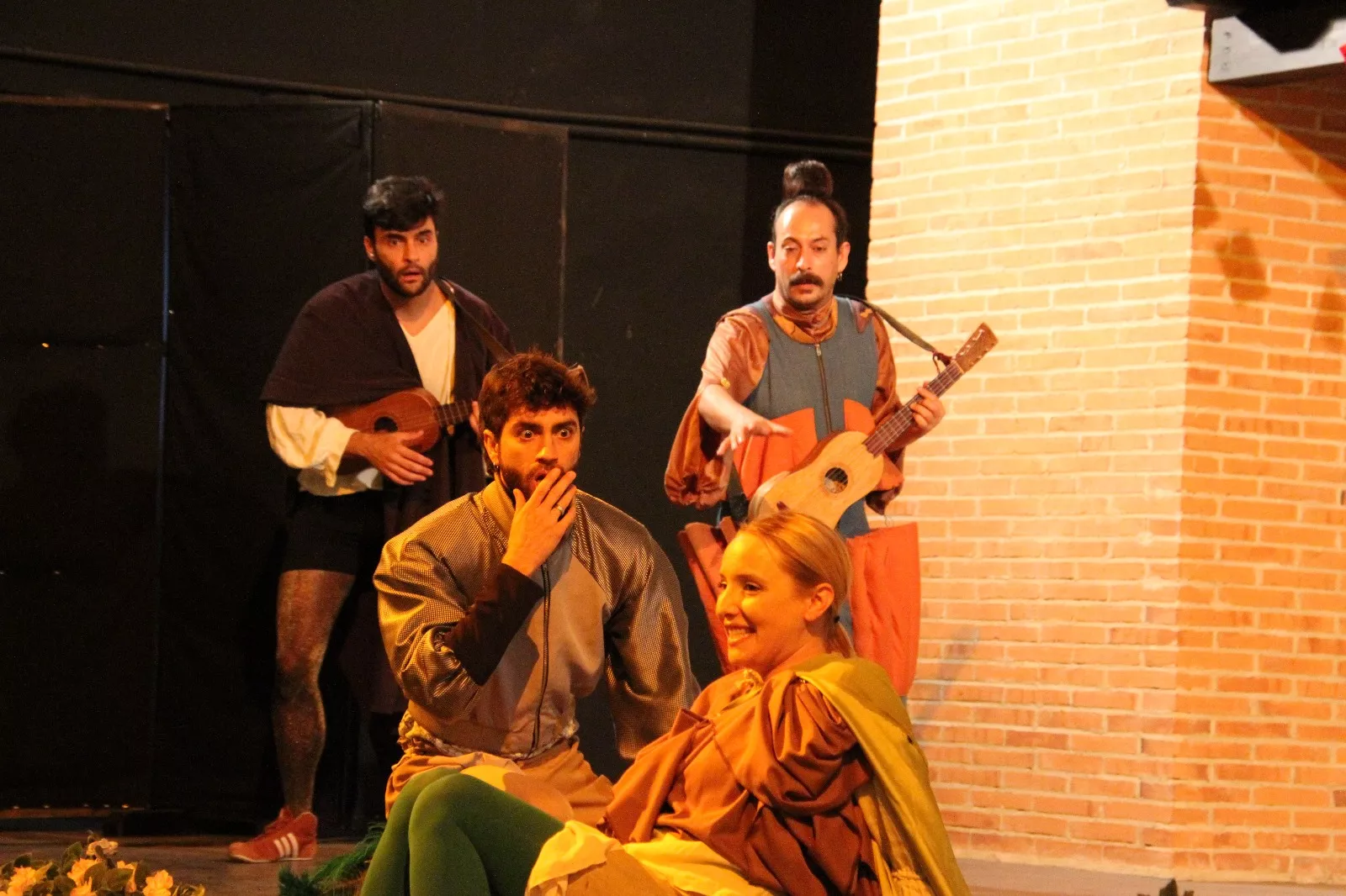 Gil de las Calzas Verdes en el Corral de Comedias de Robres. Foto Carlos Neofato