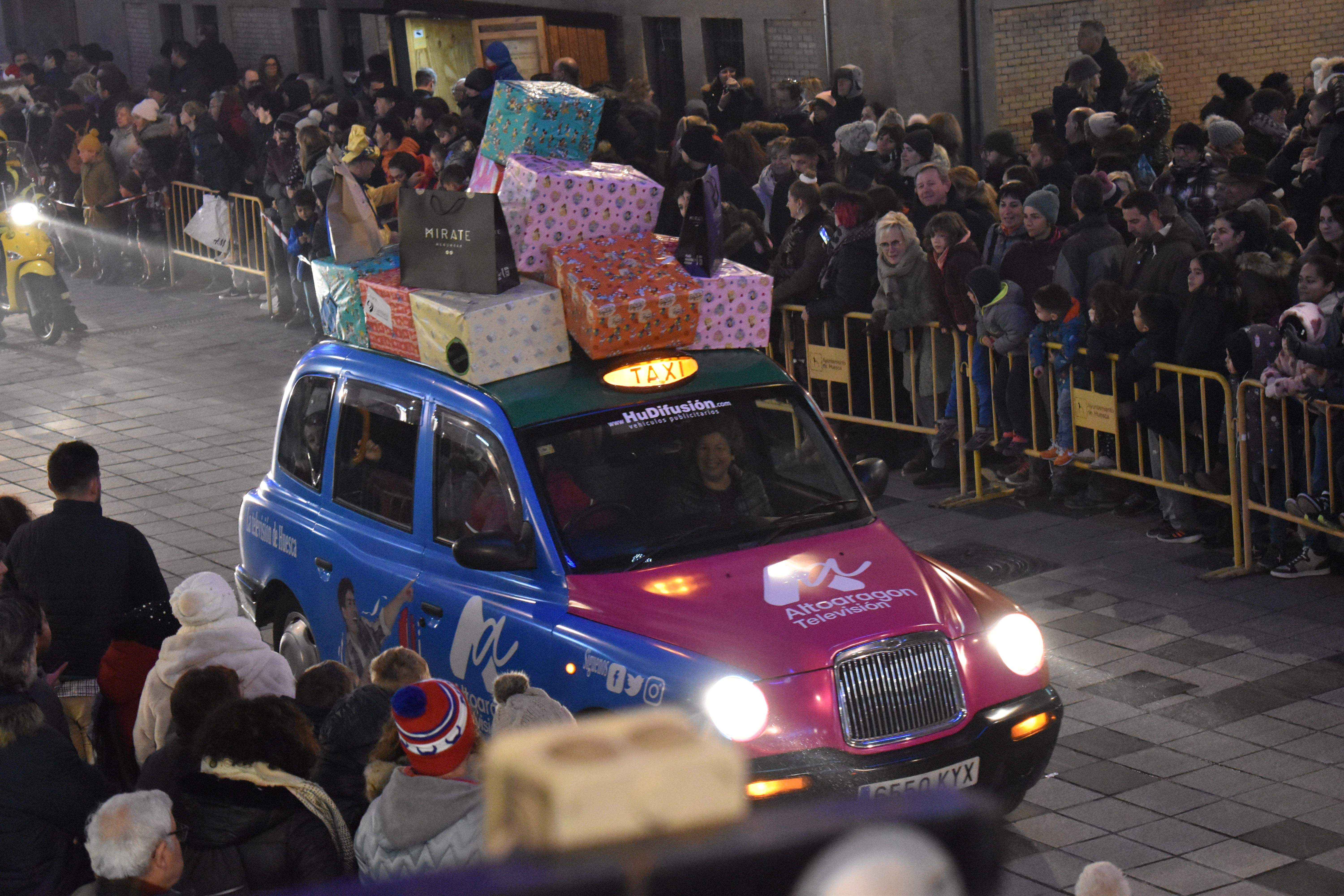 Cabalgata de los Reyes Magos de Oriente en Huesca. Foto Carlos Jalle.