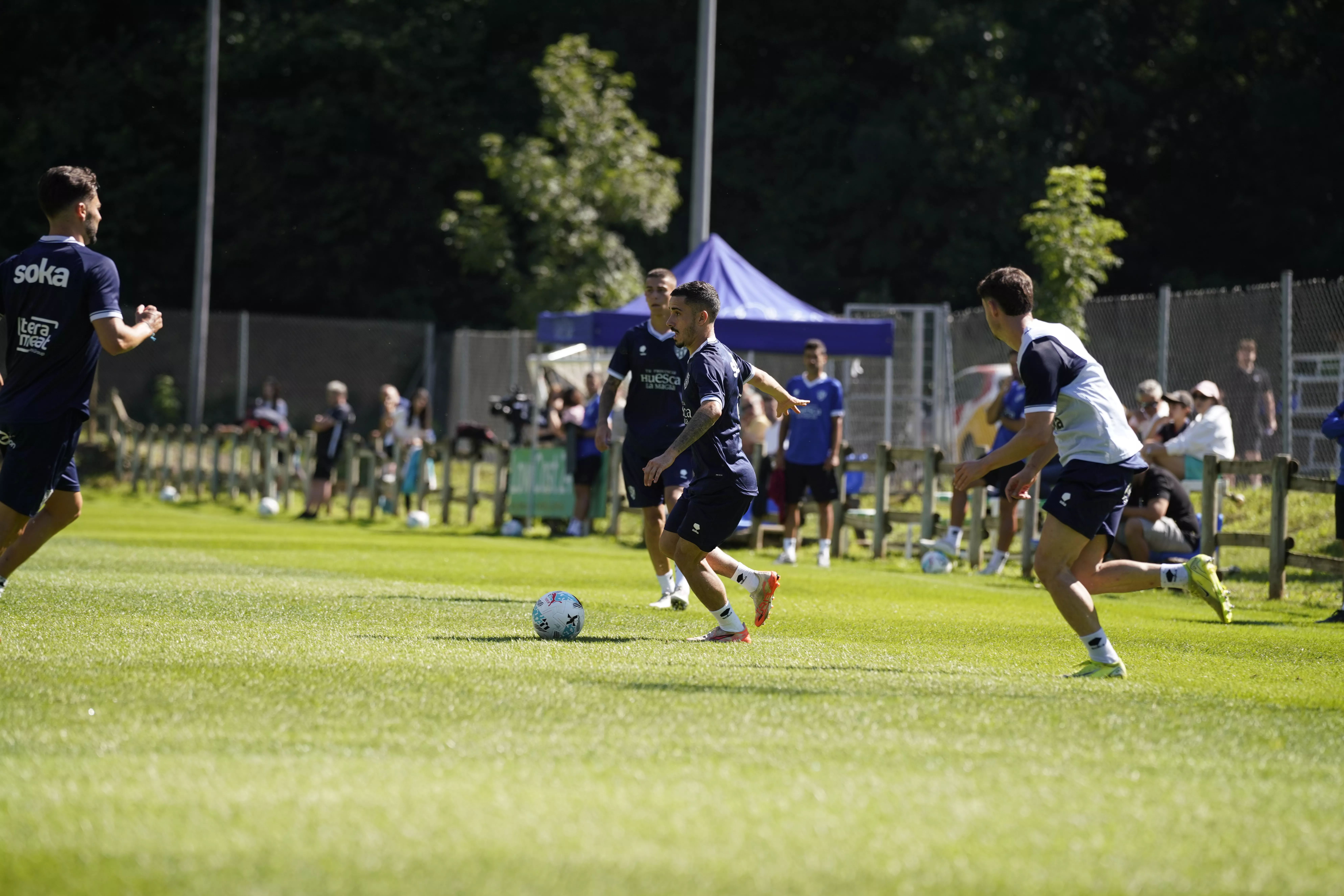 Entrenamiento del Huesca en Benasque el domingo. Foto Dani Vidal