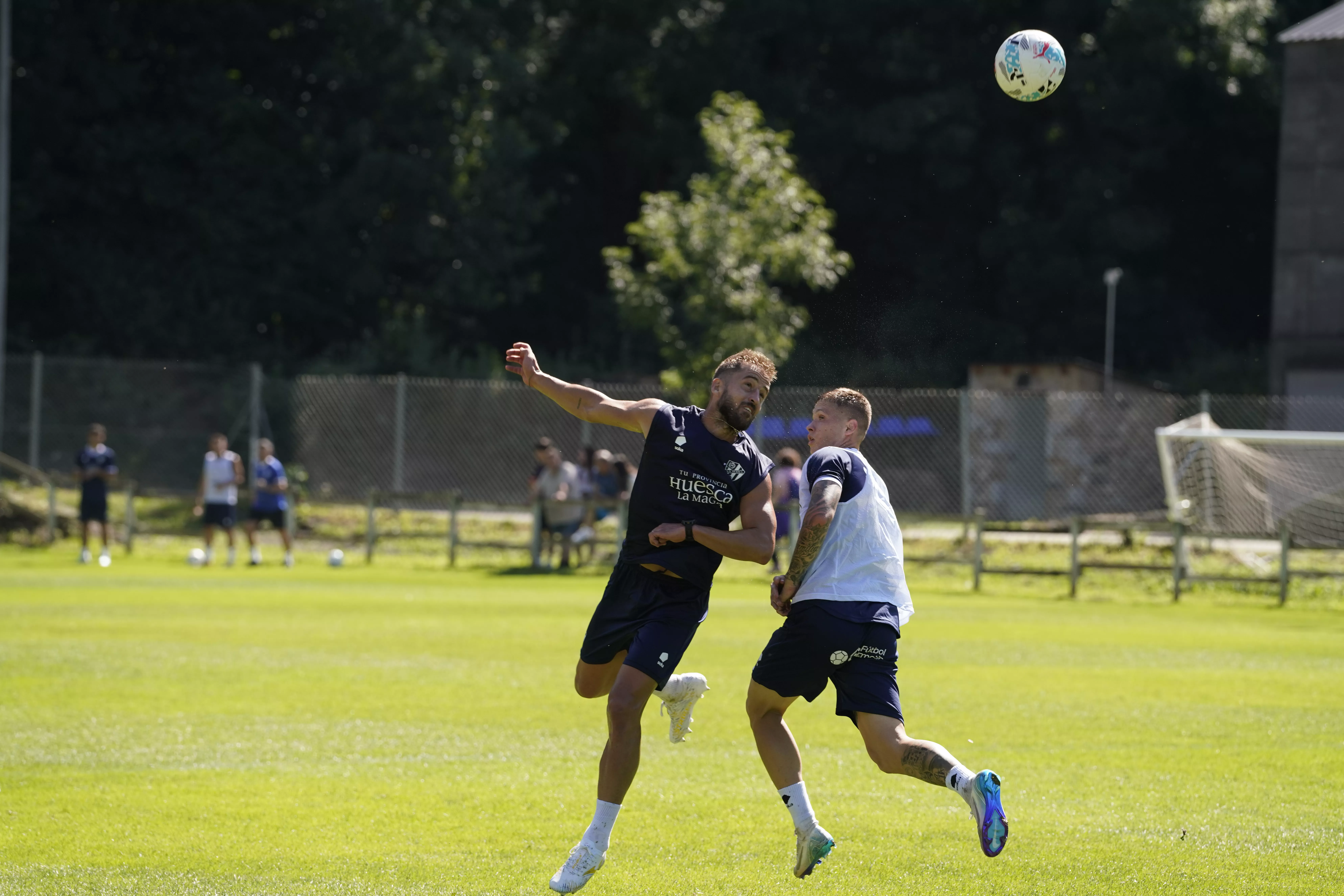 Entrenamiento del Huesca en Benasque el domingo. Foto Dani Vidal