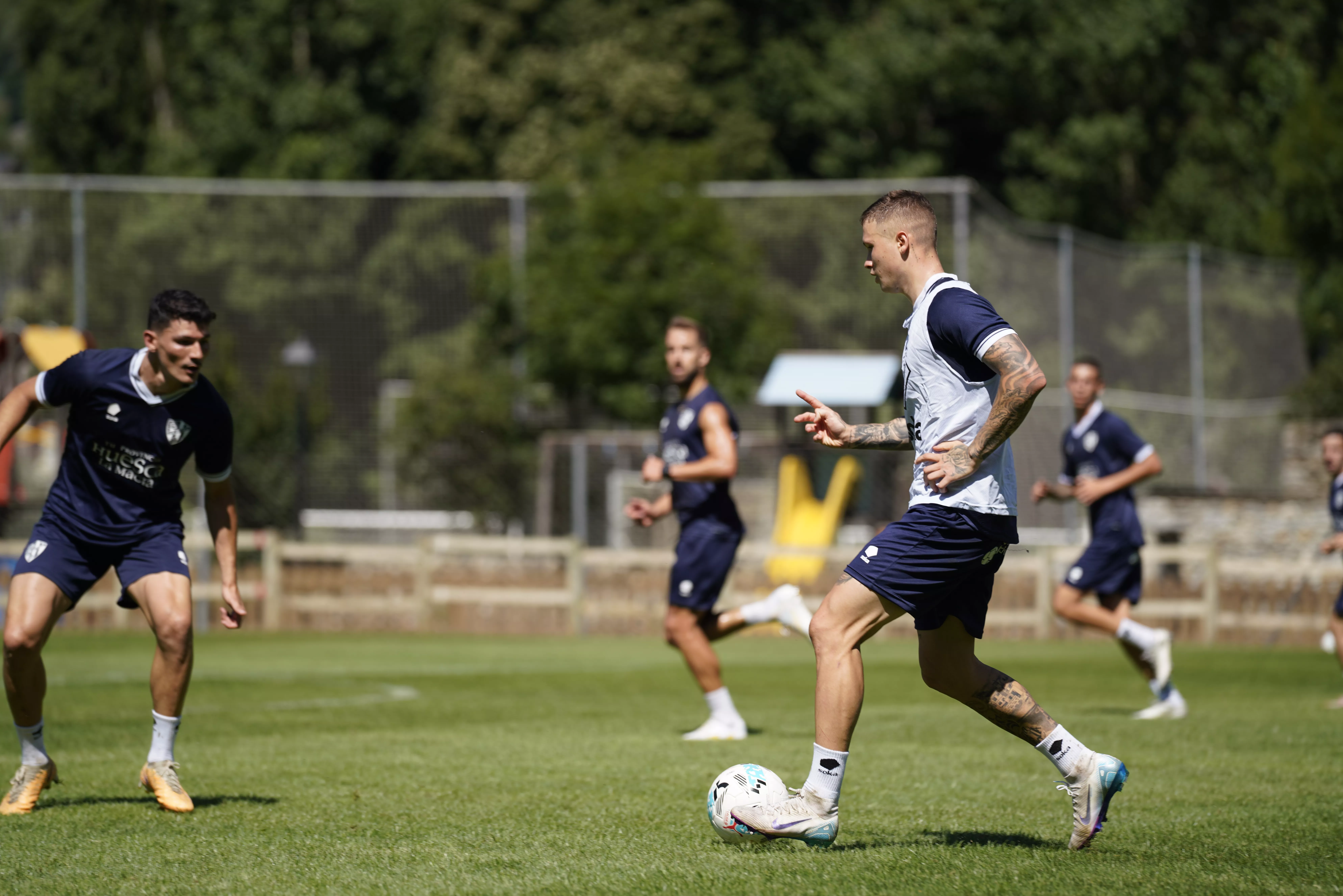 Entrenamiento del Huesca en Benasque el domingo. Foto Dani Vidal