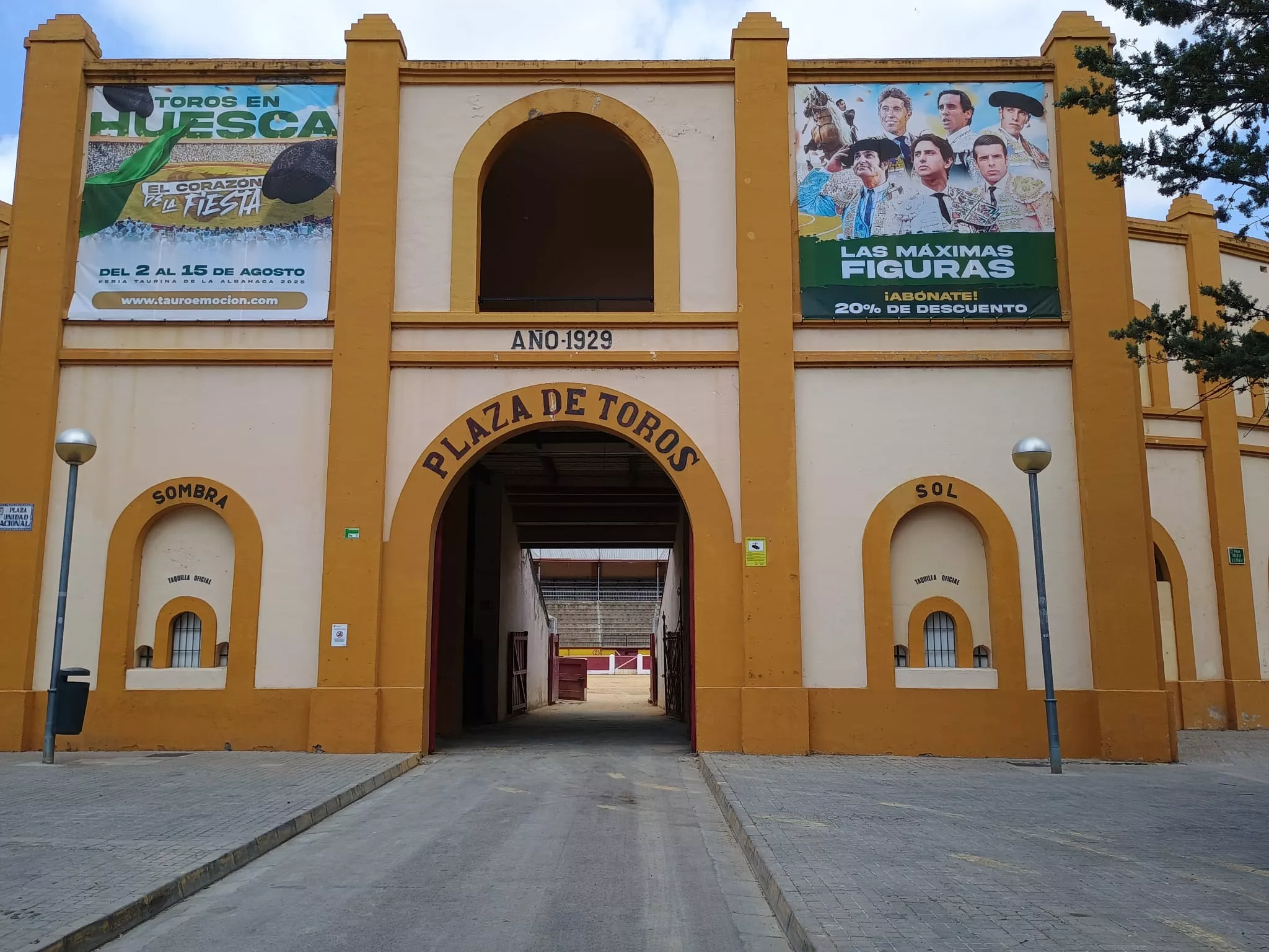 Magnífico aspecto de la Plaza de Toros de Huesca ante la Feria Taurina de la Albahaca 2025