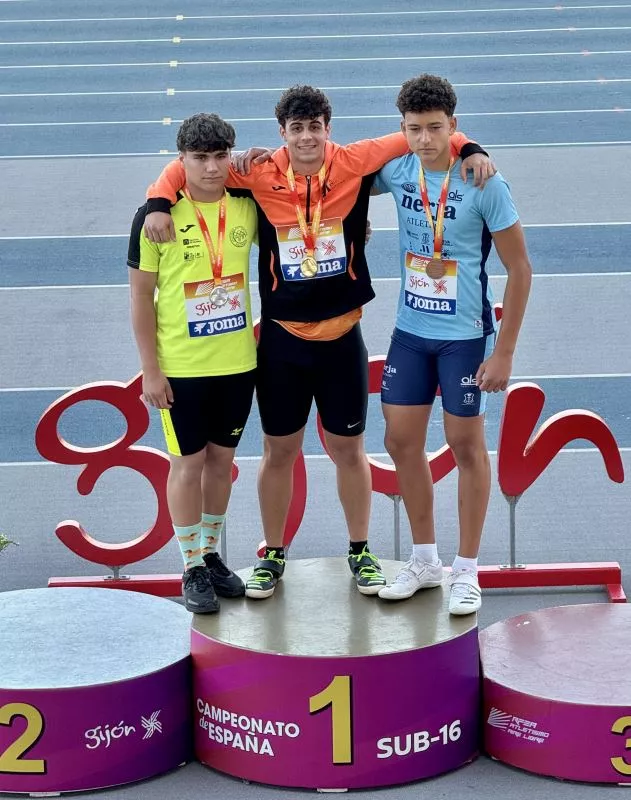 Podio peso Rubén Cruz