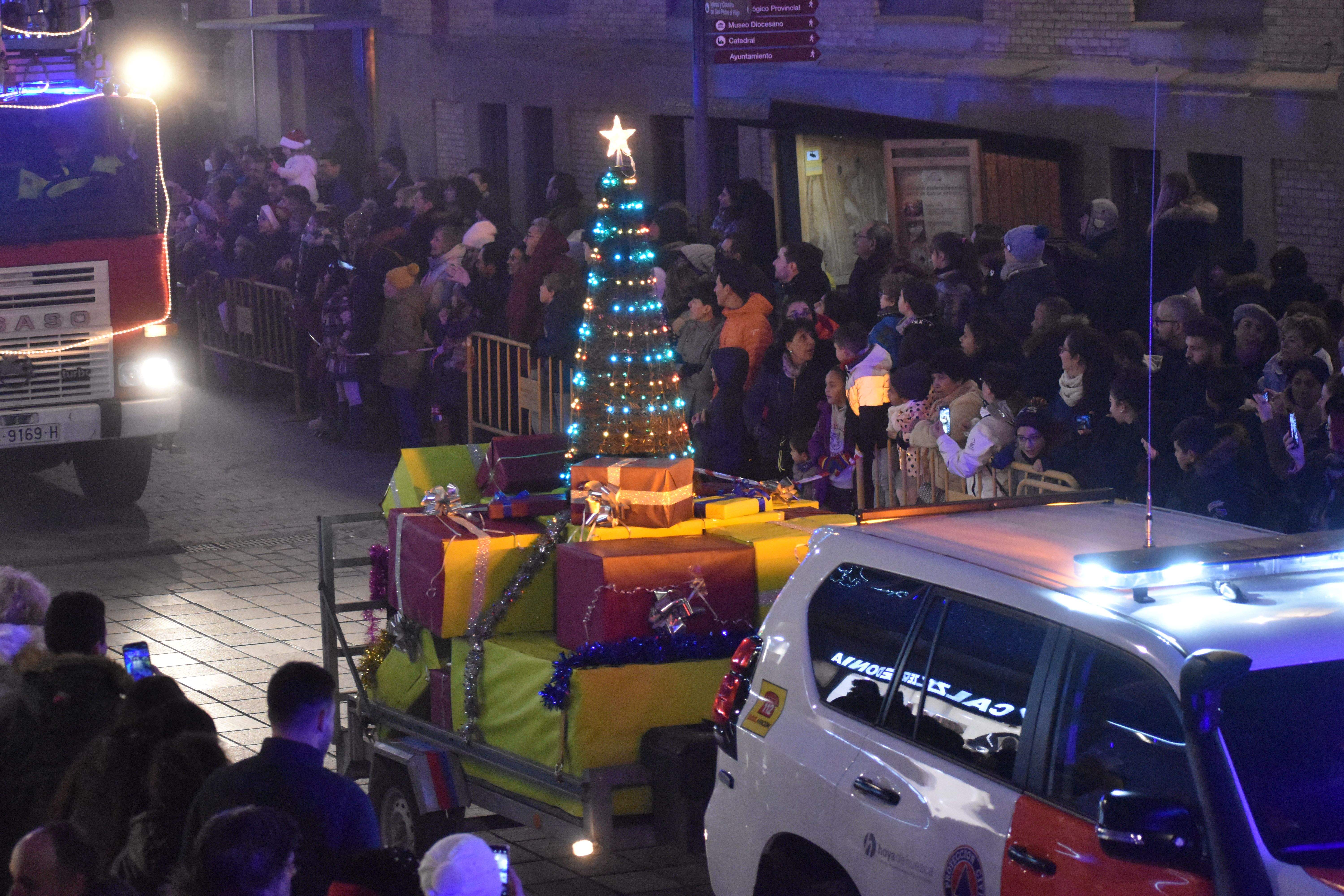 Cabalgata de los Reyes Magos de Oriente en Huesca. Foto Carlos Jalle