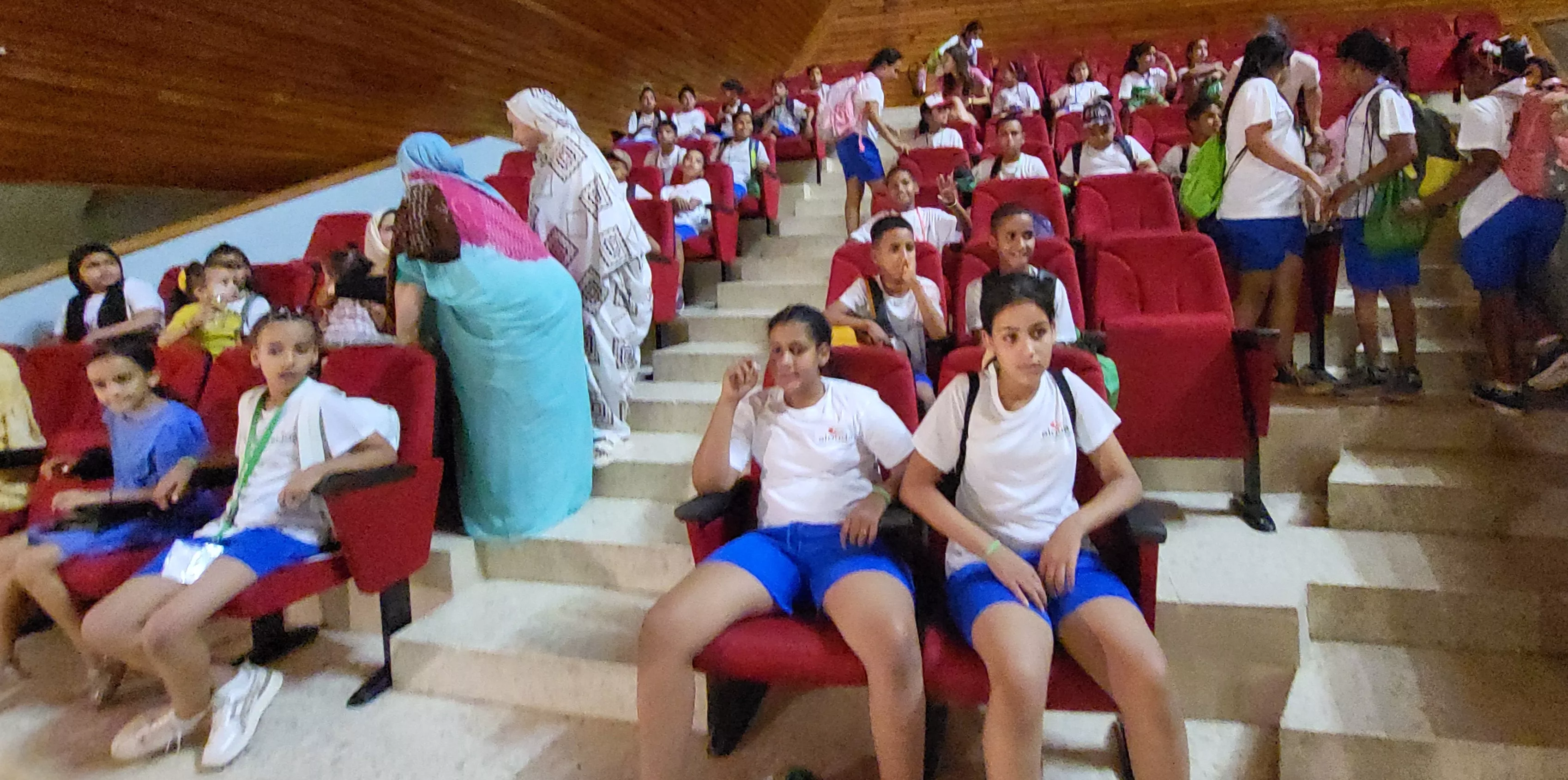 Recepción de los 41 niños y niñas saharauis del programa Vacaciones en paz de Alouda. Foto Mercedes Manterola