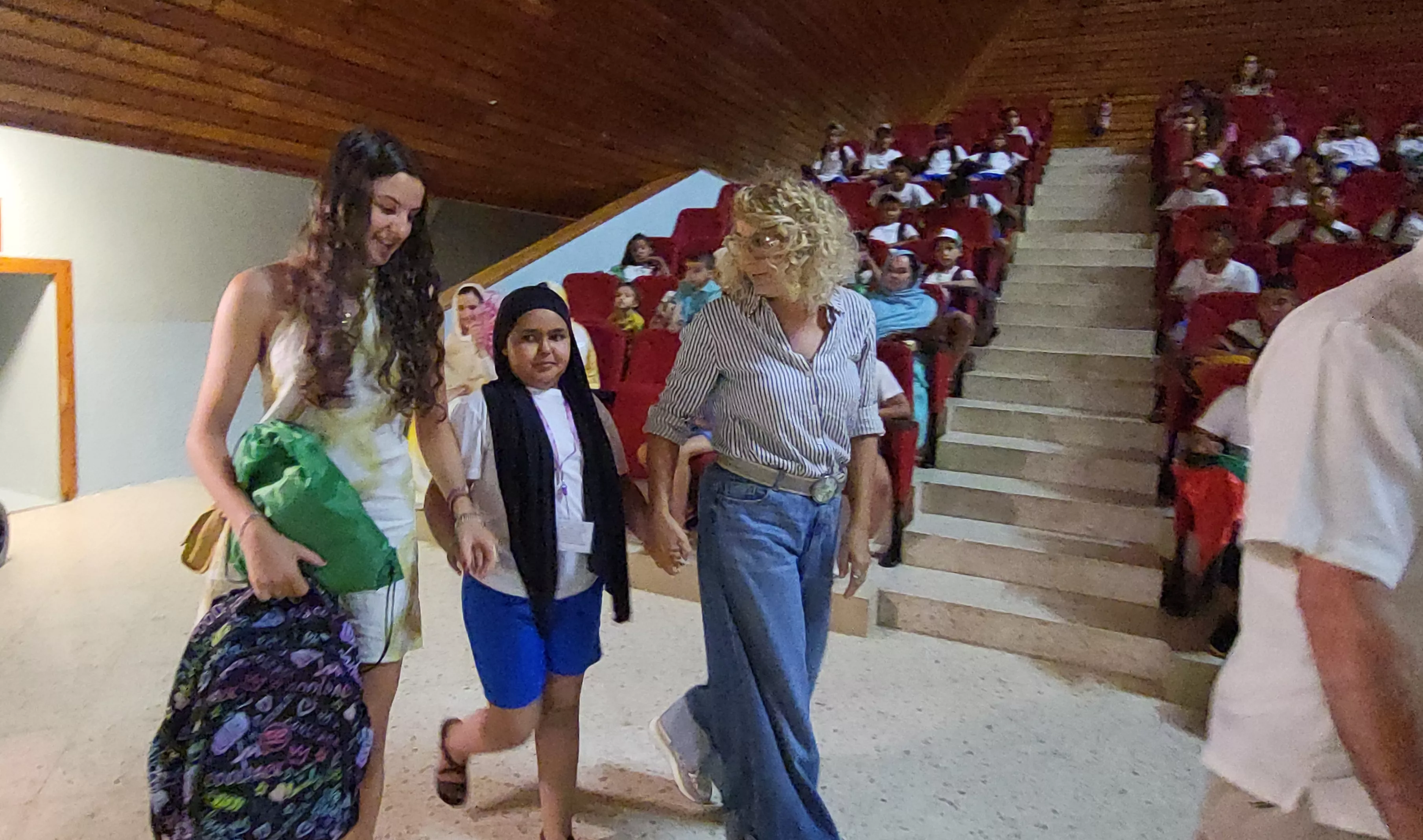 Recepción de los 41 niños y niñas saharauis del programa Vacaciones en paz de Alouda. Foto Mercedes Manterola