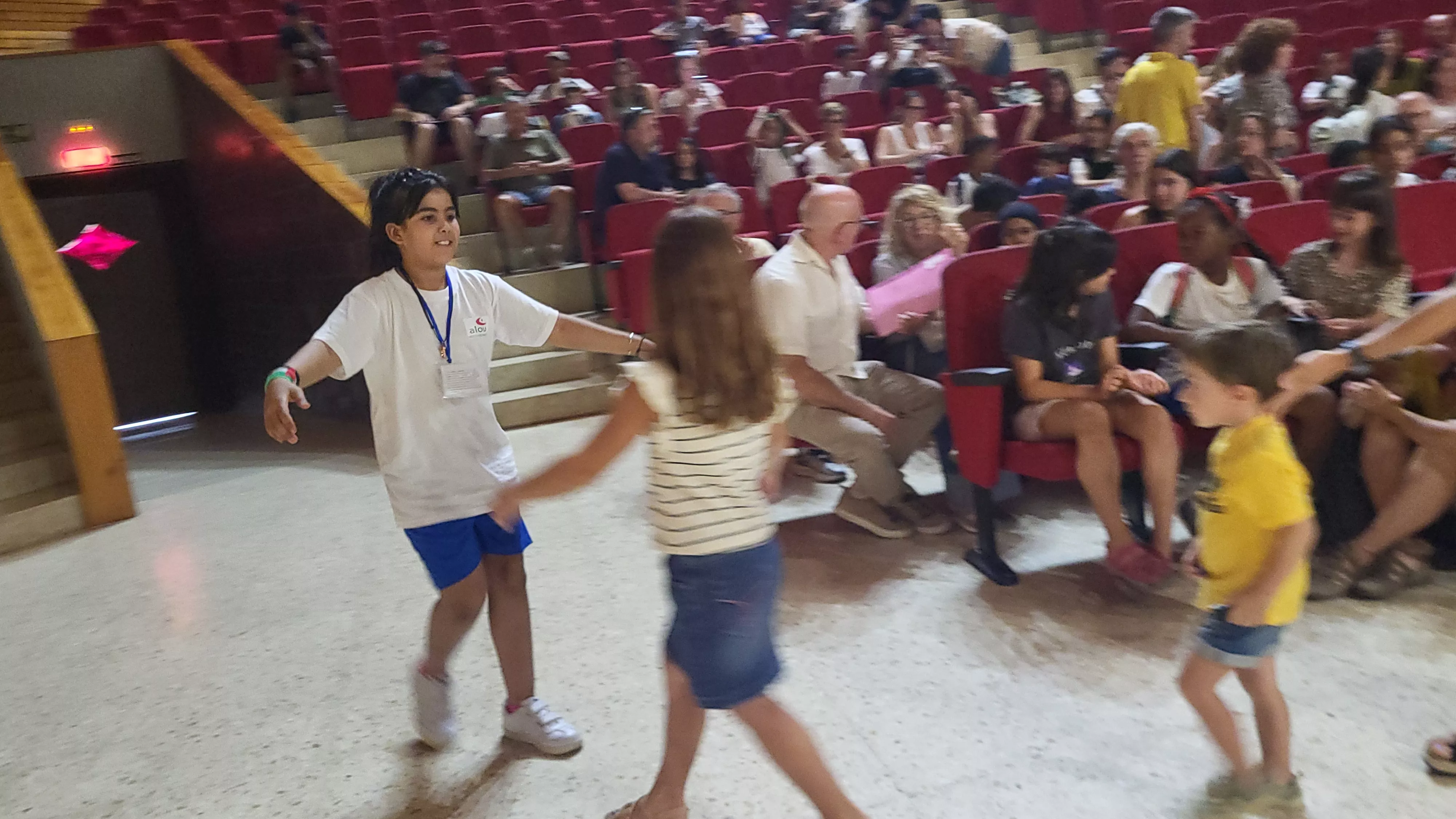 Recepción de los 41 niños y niñas saharauis del programa Vacaciones en paz de Alouda. Foto Mercedes Manterola