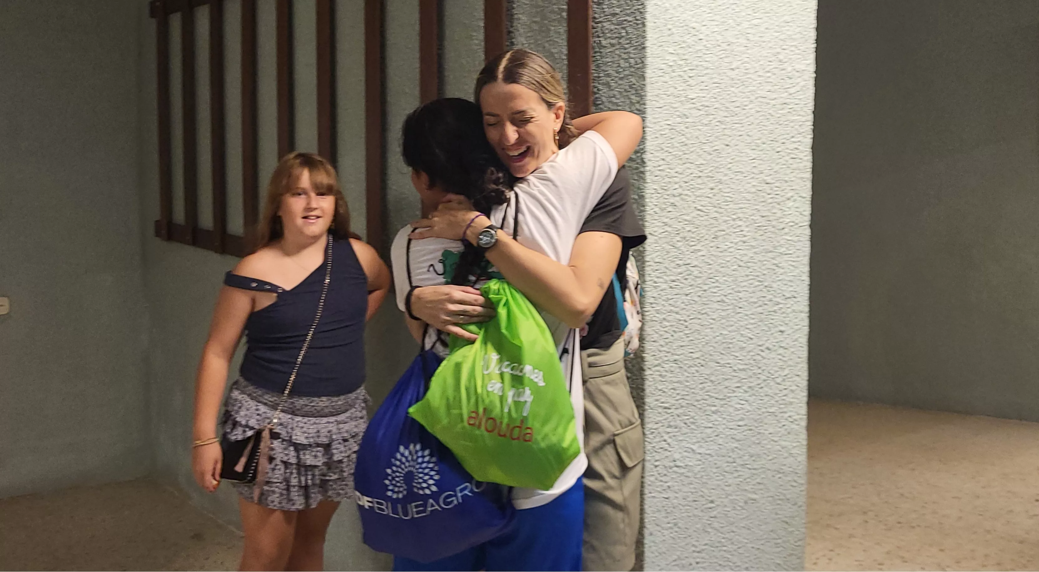 Recepción de los 41 niños y niñas saharauis del programa Vacaciones en paz de Alouda. Foto Mercedes Manterola