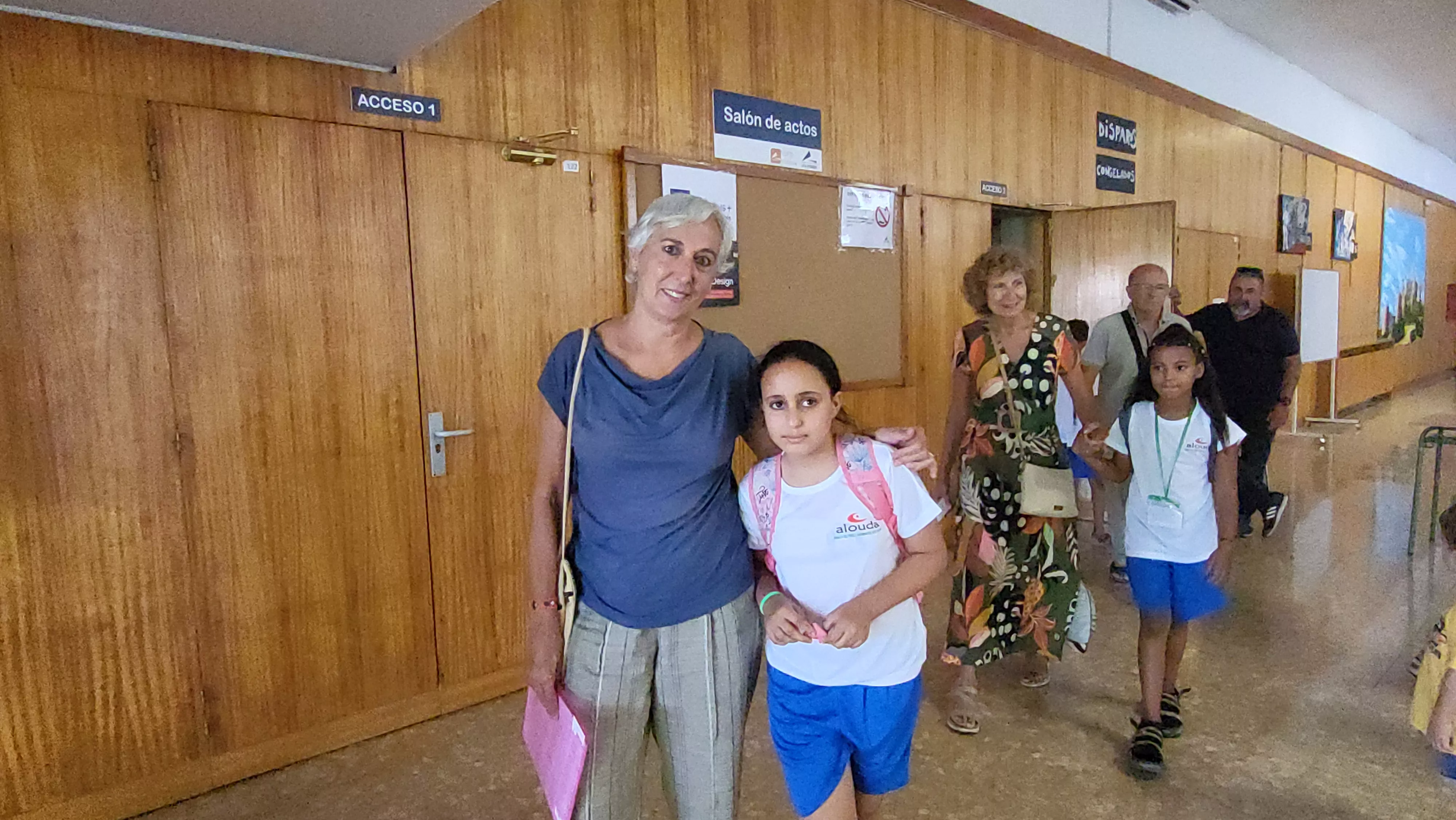 Recepción de los 41 niños y niñas saharauis del programa Vacaciones en paz de Alouda. Foto Mercedes Manterola