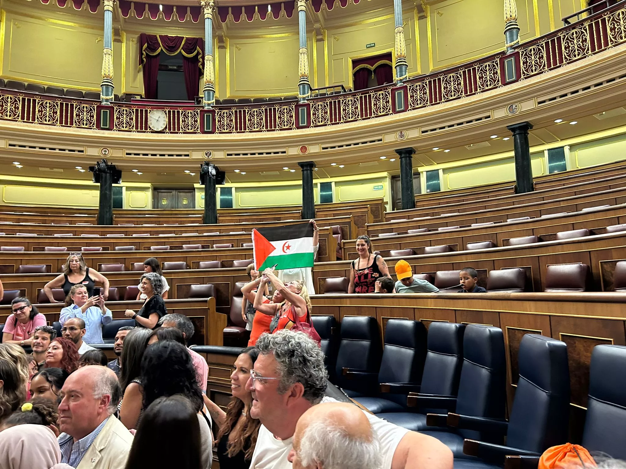 Recepción en el Congreso a los niños del programa "Vacaciones en paz".
