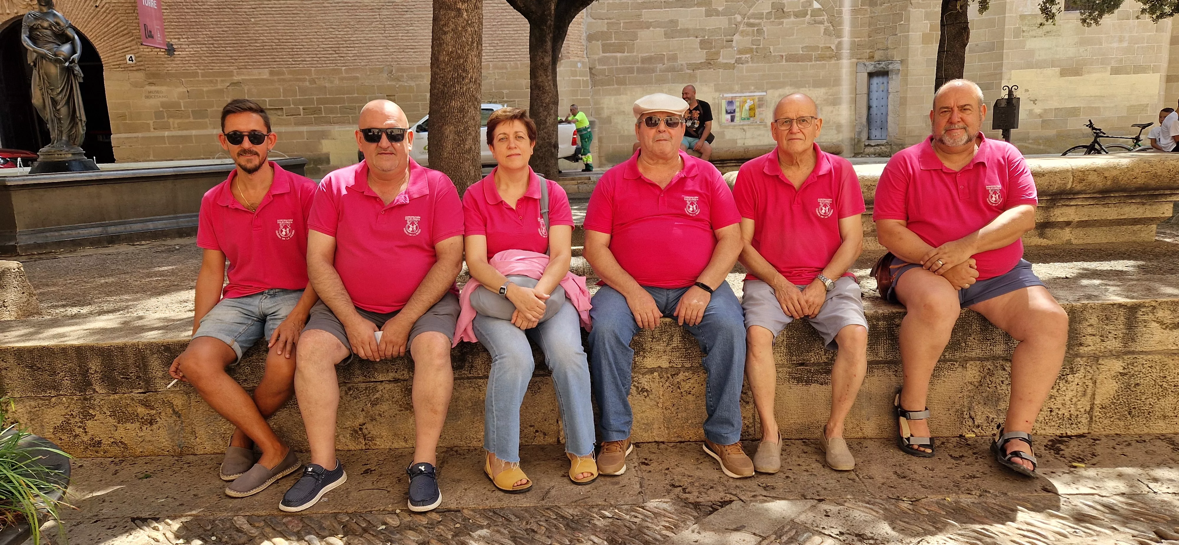 Recepción en el Ayuntamiento en el 25 Festival Folclórico Castillo de Montearagón. Foto Myriam Martínez