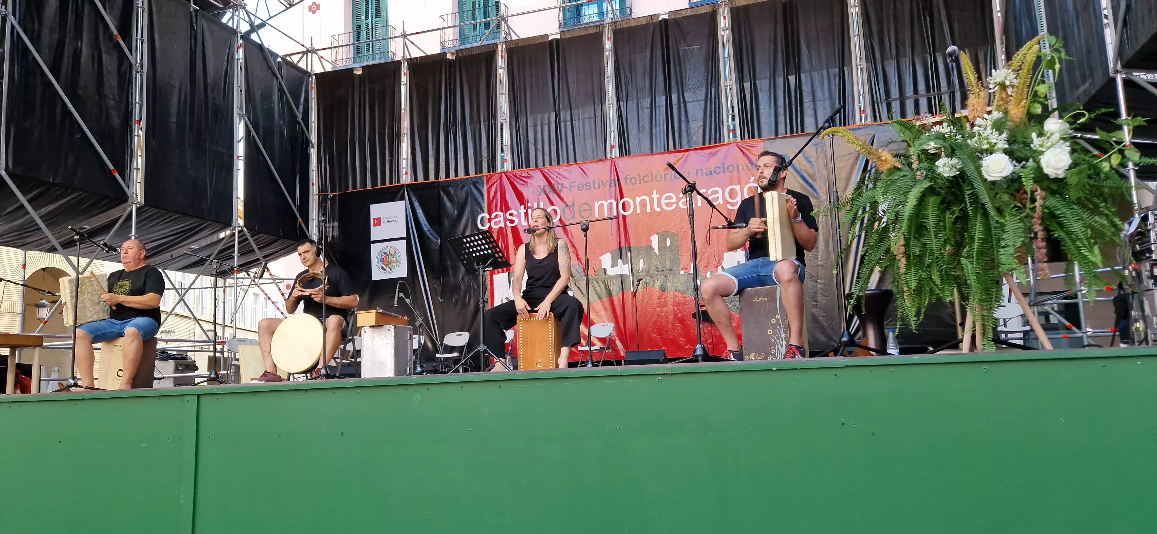 Festival Folclórico Castillo de Montearagón. Foto Myriam Martinez 