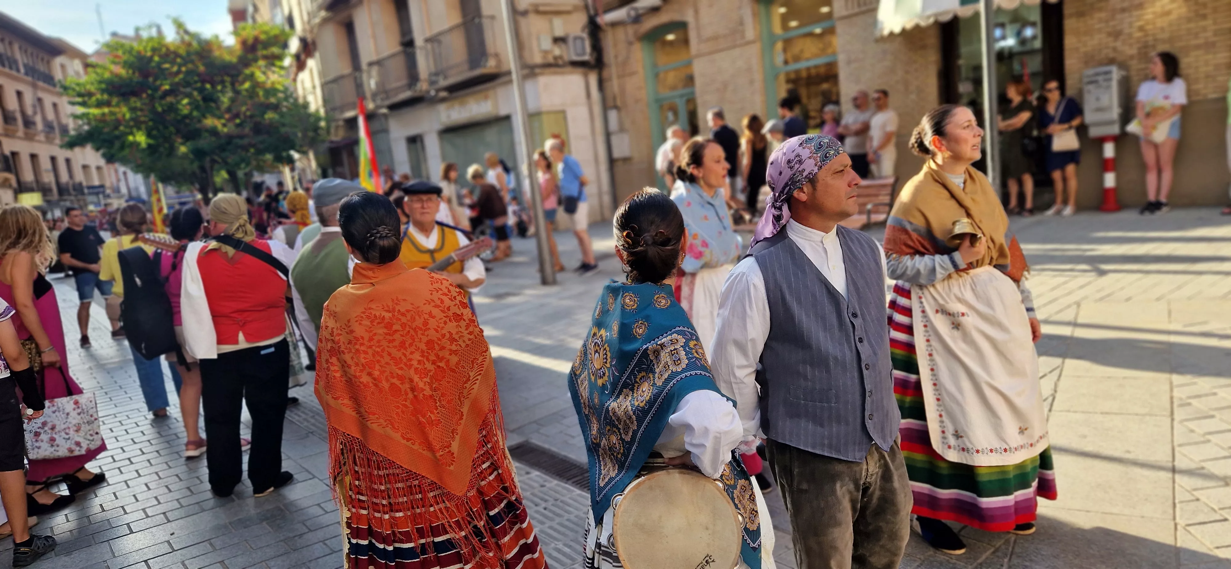 Festival Folclórico Castillo de Montearagón. Foto Myriam Martinez 