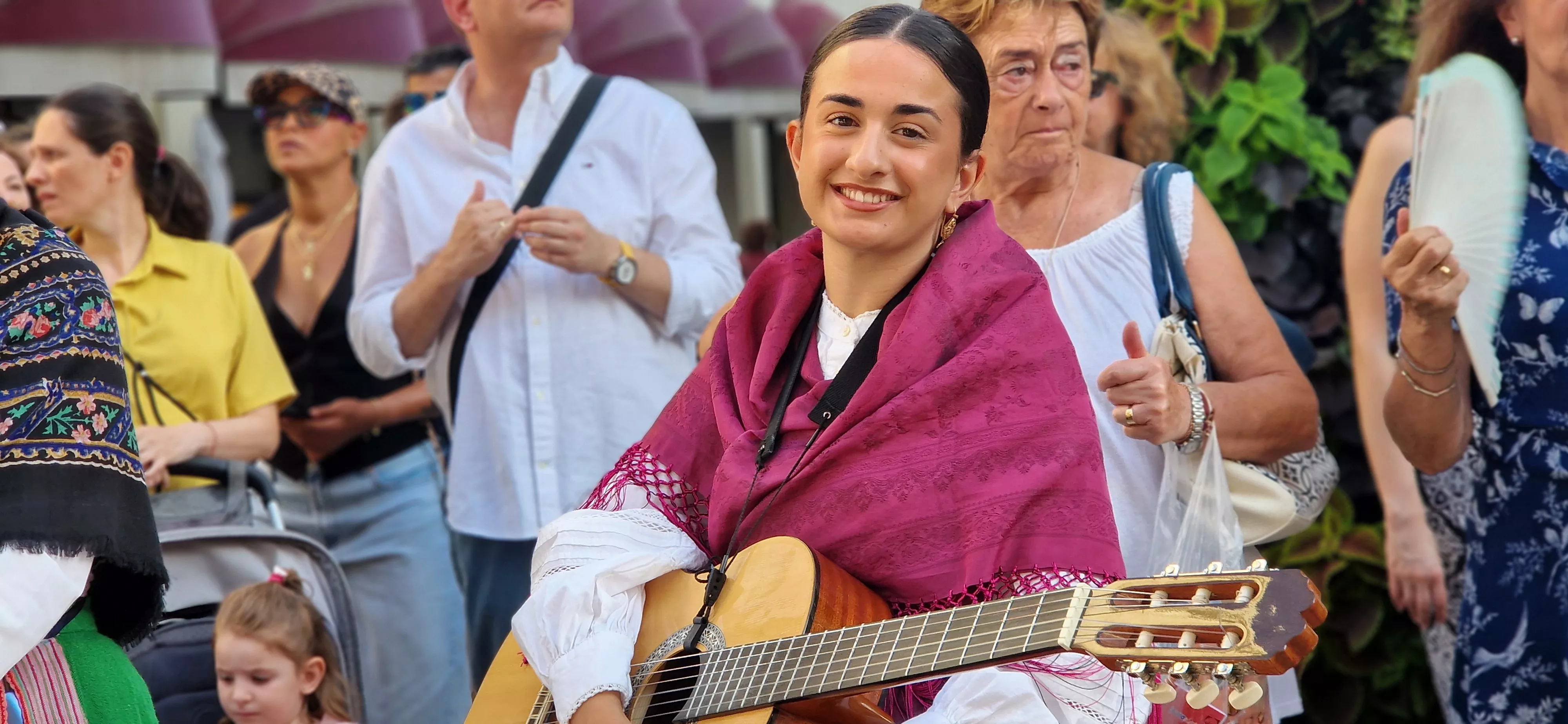 Festival Folclórico Castillo de Montearagón. Foto Myriam Martinez 