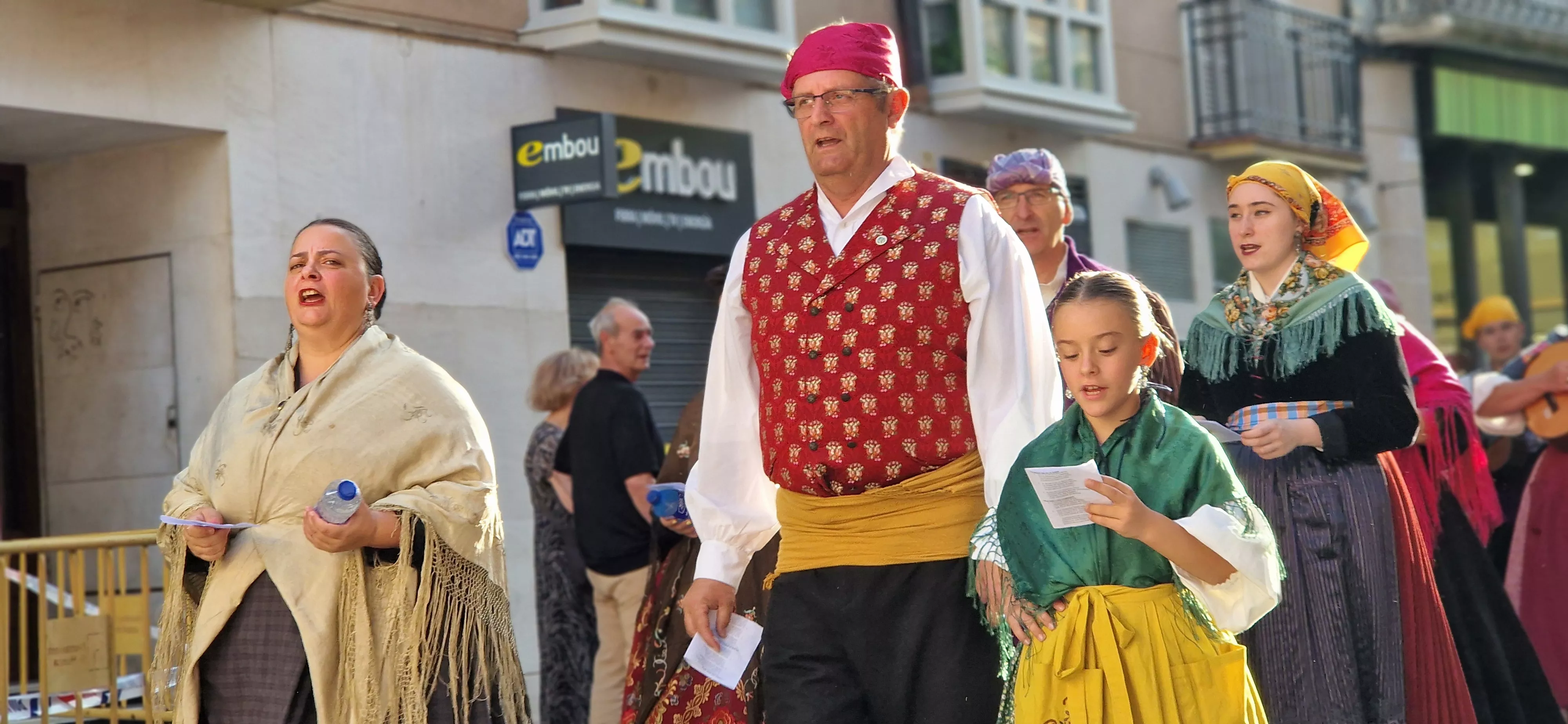 Festival Folclórico Castillo de Montearagón. Foto Myriam Martinez 