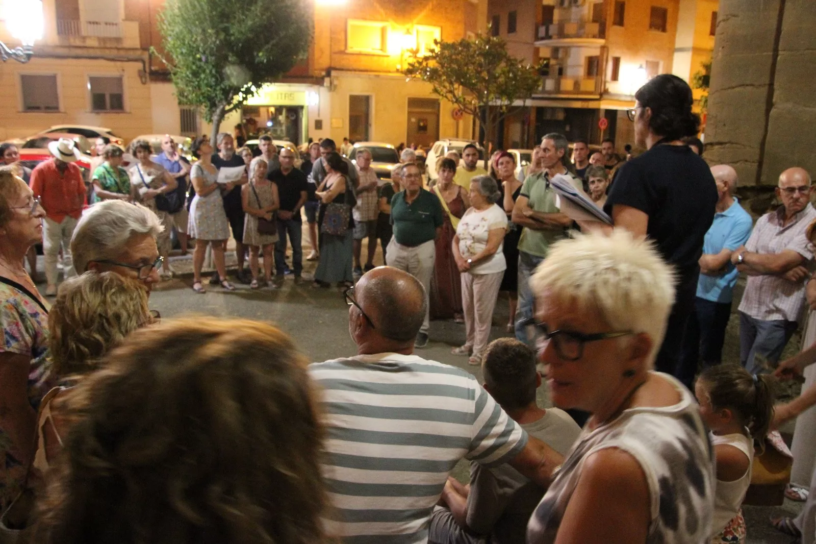 Un paseo por la historia de Sariñena con Gemma Grau Gallardo. Foto Carlos Neofato