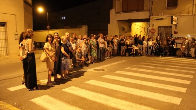Un paseo por la historia de Sariñena con Gemma Grau Gallardo. Foto Carlos Neofato Un paseo por la historia de Sariñena con Gemma Grau Gallardo. Foto Carlos Neofato