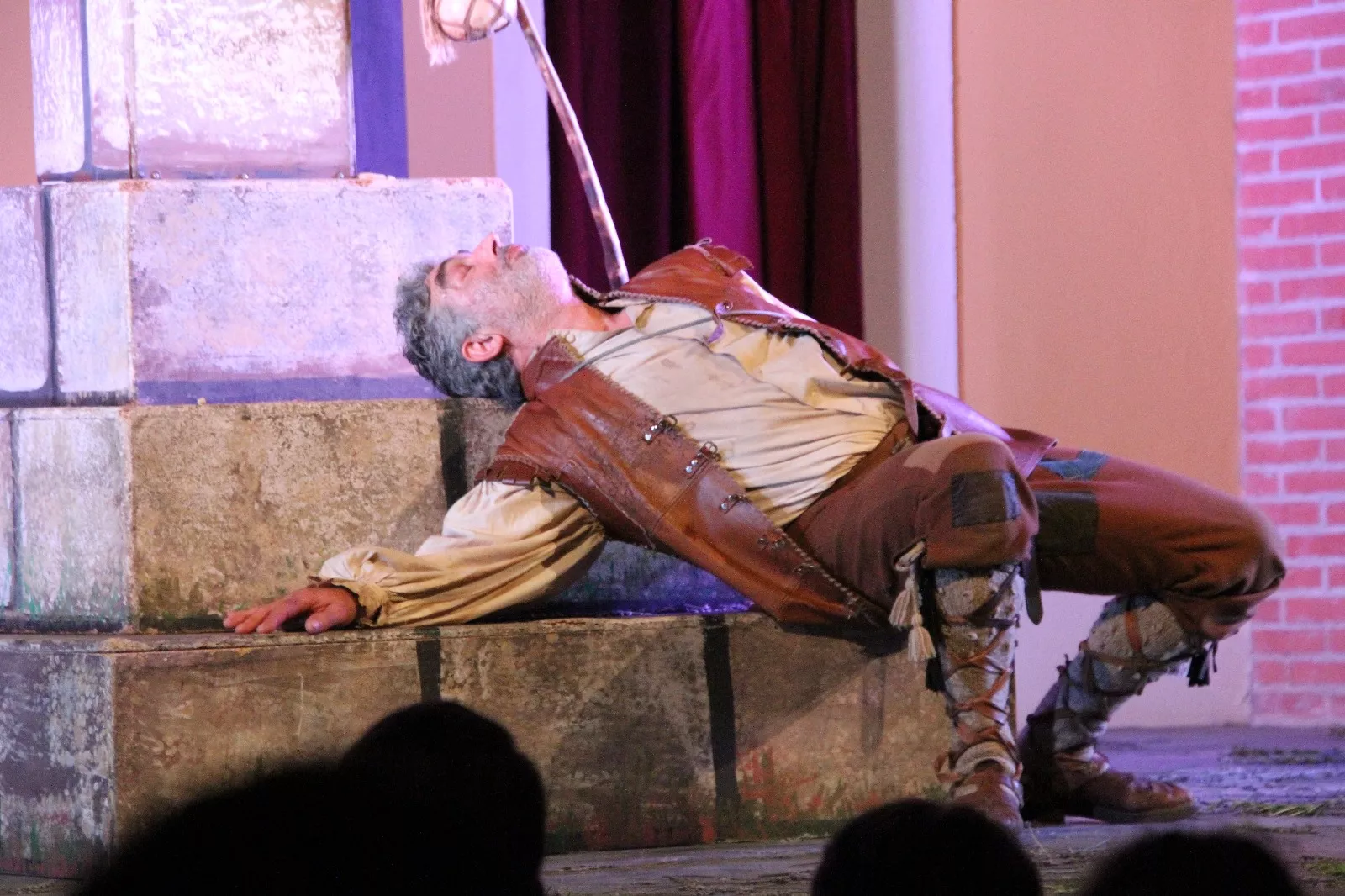 El lazarillo de Tormes en Robres a cargo de "El duende de Lerma" . Foto Carlos Neofato