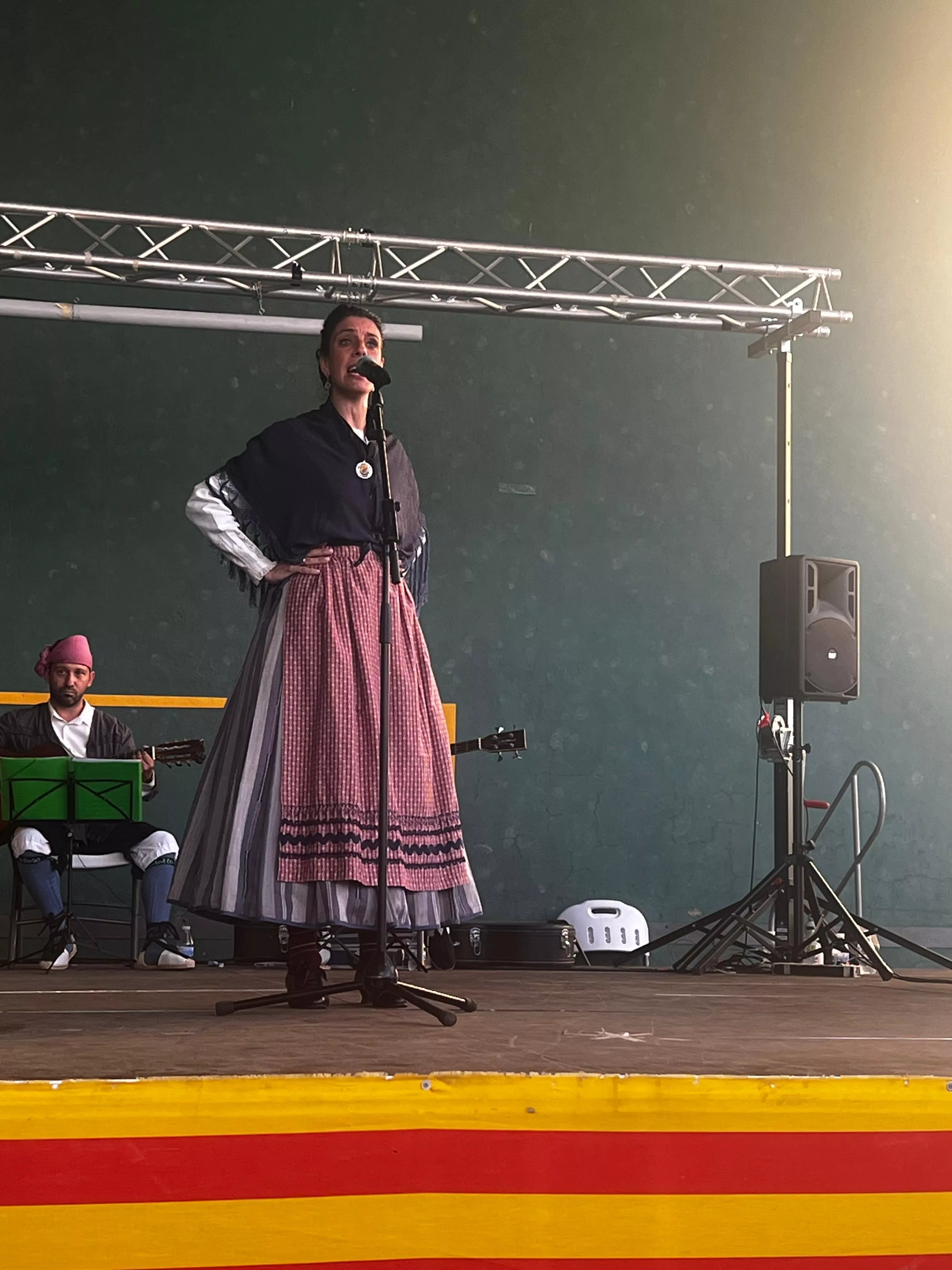La Agrupación Folklórica Santa Cecilia en las fiestas de Santa Margarita en Albalatillo.