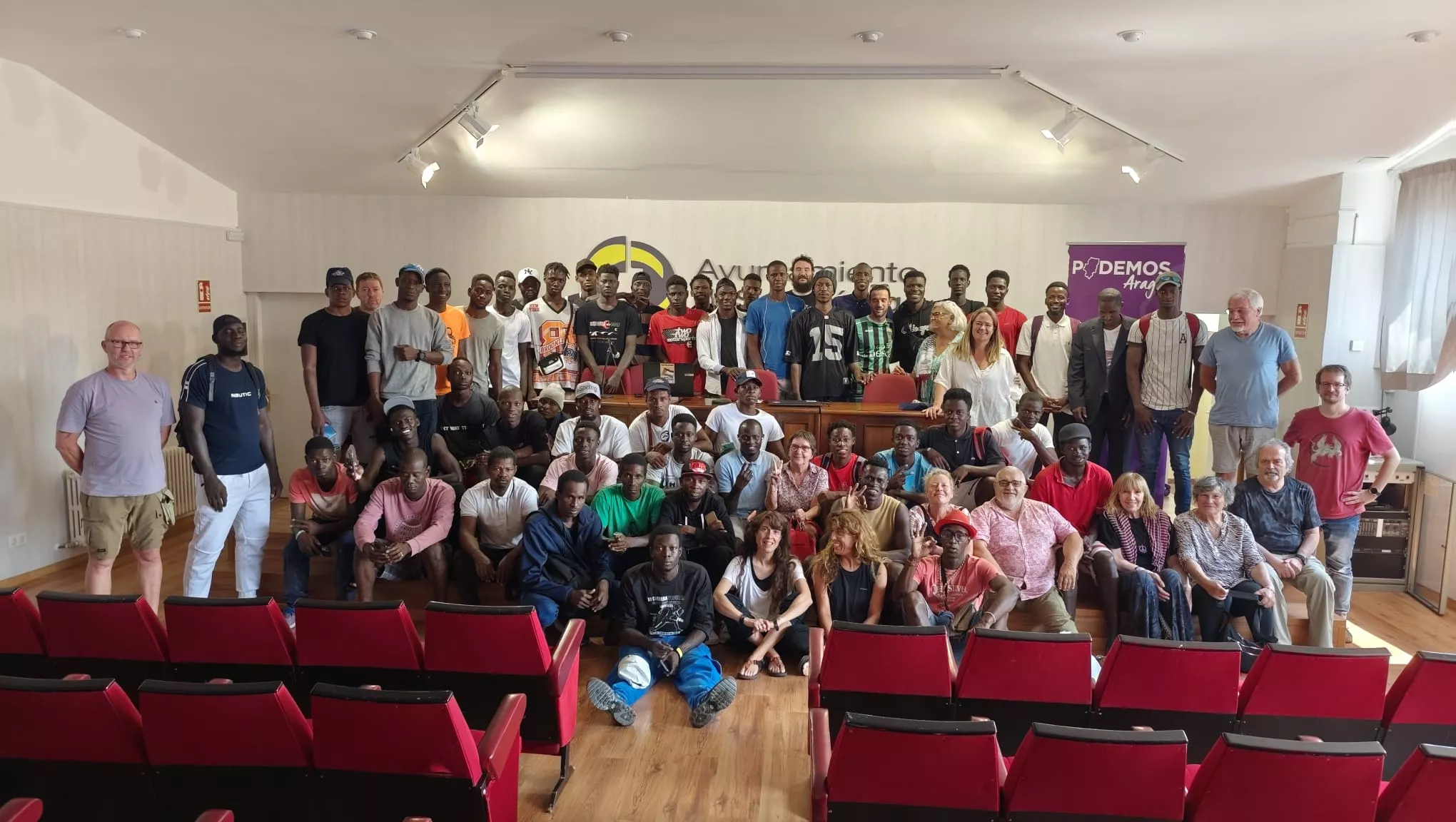 Acto antirracista celebrado en Sabiñánigo.