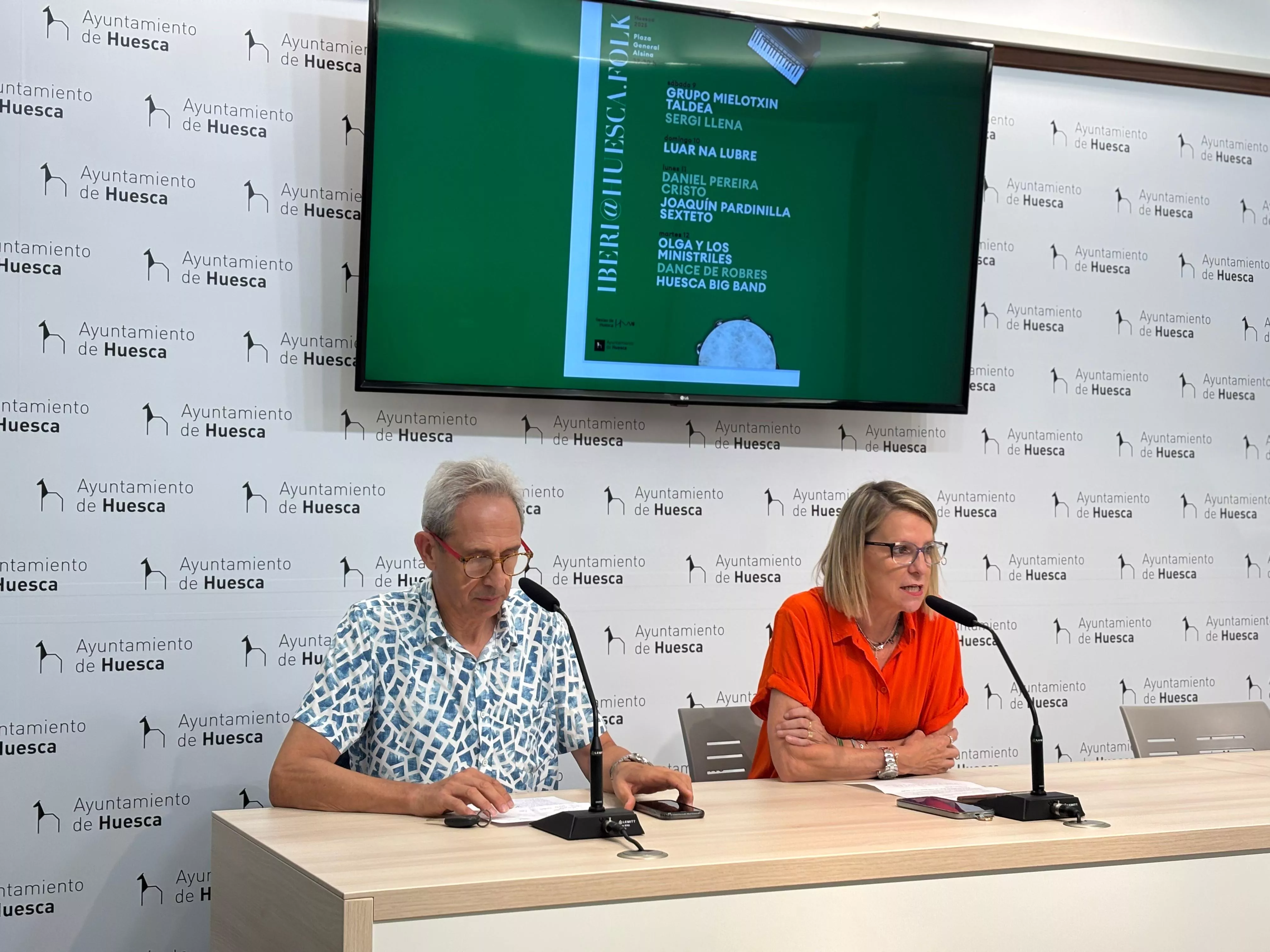 Salvador Cored y Nuria Mur han presentado la nueva edición del  Iberi@Huesca.Folk.