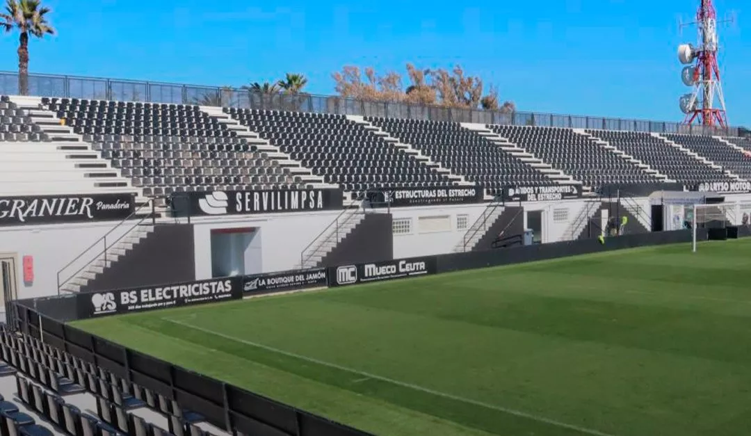 Estadio Alfonso Murube de Ceuta. 