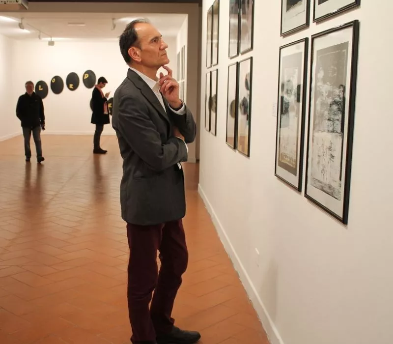 Santiago Arranz presenta este domingo una revisión de su trabajo artístico entre 1984 y 1988. Santiago Arranz presenta este domingo una revisión de su trabajo artístico entre 1984 y 1988.