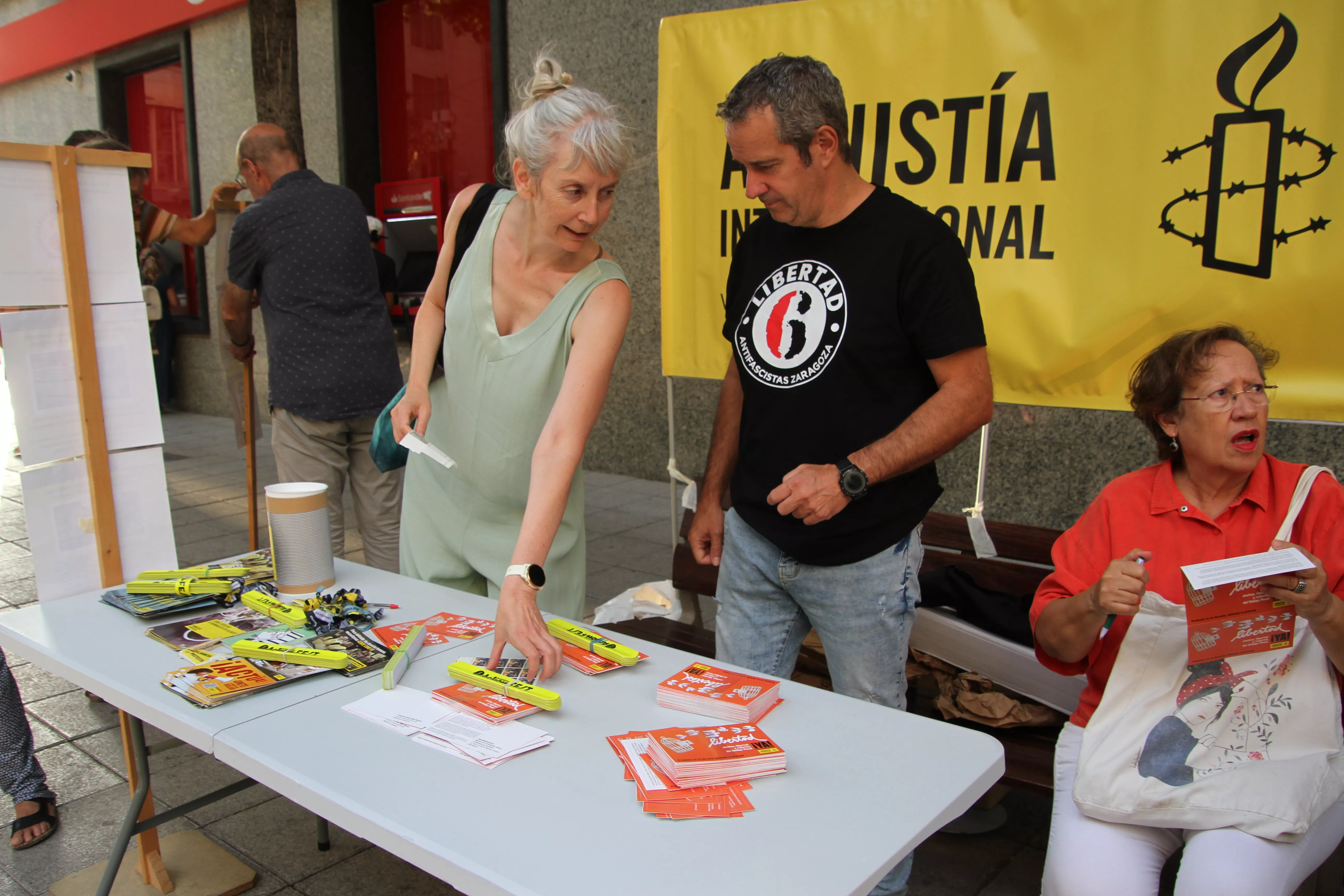 Acción solidaria con los 6 de Zaragoza en Huesca. Foto Carlos Neofato