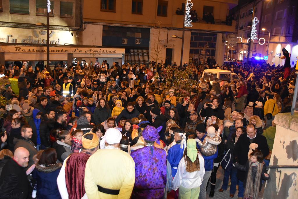 Imágenes de la Cabalgata de Reyes de Monzón 