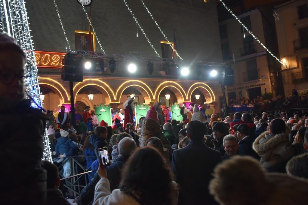 Imágenes de la Cabalgata de Reyes de Monzón 