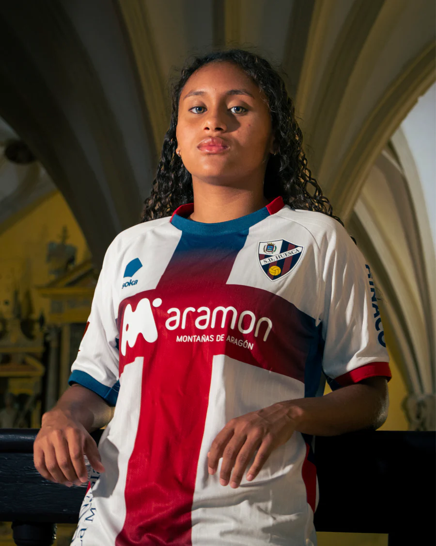 Segunda equipación SD Huesca.