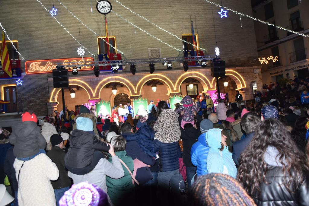 Imágenes de la Cabalgata de Reyes de Monzón 